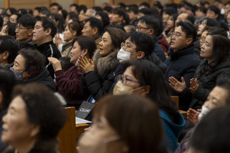 YTo1ODp7czo4OiJGaWxlTmFtZSI7czo0MDoiYWJmMDgxZDEtNTk5My00OWUzLWJhYWUtNDQ4ZTI4ZWY4NjYxLmpwZyI7czoxMjoiRmlsZURhdGVUaW1lIjtpOjE3NjczMzMyOTE7czo4OiJGaWxlU2l6ZSI7aToxMTUzMTI2O3M6ODoiRmlsZVR5cGUiO2k6MjtzOjg6Ik1pbWVUeXBlIjtzOjEwOiJpbWFnZS9qcGVnIjtzOjEzOiJTZWN0aW9uc0ZvdW5kIjtzOjMwOiJBTllfVEFHLCBJRkQwLCBUSFVNQk5BSUwsIEVYSUYiO3M6ODoiQ09NUFVURUQiO2E6OTp7czo0OiJodG1sIjtzOjI2OiJ3aWR0aD0iMTc1MiIgaGVpZ2h0PSIxMTY4IiI7czo2OiJIZWlnaHQiO2k6MTE2ODtzOjU6IldpZHRoIjtpOjE3NTI7czo3OiJJc0NvbG9yIjtpOjE7czoxNzoiQnl0ZU9yZGVyTW90b3JvbGEiO2k6MDtzOjE1OiJBcGVydHVyZUZOdW1iZXIiO3M6NToiZi80LjAiO3M6OToiQ29weXJpZ2h0IjtzOjQ6IllBQkMiO3M6MTg6IlRodW1ibmFpbC5GaWxlVHlwZSI7aToyO3M6MTg6IlRodW1ibmFpbC5NaW1lVHlwZSI7czoxMDoiaW1hZ2UvanBlZyI7fXM6NDoiTWFrZSI7czo0OiJTT05ZIjtzOjU6Ik1vZGVsIjtzOjg6IklMQ0UtN000IjtzOjExOiJYUmVzb2x1dGlvbiI7czo1OiIyNDAvMSI7czoxMToiWVJlc29sdXRpb24iO3M6NToiMjQwLzEiO3M6MTQ6IlJlc29sdXRpb25Vbml0IjtpOjI7czo4OiJTb2Z0d2FyZSI7czo1MDoiQWRvYmUgUGhvdG9zaG9wIExpZ2h0cm9vbSBDbGFzc2ljIDE1LjEgKE1hY2ludG9zaCkiO3M6ODoiRGF0ZVRpbWUiO3M6MTk6IjIwMjY6MDE6MDIgMTQ6MjU6NTYiO3M6NjoiQXJ0aXN0IjtzOjc6IllBQkNfU0ciO3M6OToiQ29weXJpZ2h0IjtzOjQ6IllBQkMiO3M6MTY6IkV4aWZfSUZEX1BvaW50ZXIiO2k6MjUyO3M6OToiVEhVTUJOQUlMIjthOjY6e3M6MTE6IkNvbXByZXNzaW9uIjtpOjY7czoxMToiWFJlc29sdXRpb24iO3M6NDoiNzIvMSI7czoxMToiWVJlc29sdXRpb24iO3M6NDoiNzIvMSI7czoxNDoiUmVzb2x1dGlvblVuaXQiO2k6MjtzOjIxOiJKUEVHSW50ZXJjaGFuZ2VGb3JtYXQiO2k6MTAzODtzOjI3OiJKUEVHSW50ZXJjaGFuZ2VGb3JtYXRMZW5ndGgiO2k6MTUxODY7fXM6MTI6IkV4cG9zdXJlVGltZSI7czo1OiIxLzEyNSI7czo3OiJGTnVtYmVyIjtzOjM6IjQvMSI7czoxNToiRXhwb3N1cmVQcm9ncmFtIjtpOjE7czoxNToiSVNPU3BlZWRSYXRpbmdzIjtpOjUwMDtzOjE5OiJVbmRlZmluZWRUYWc6MHg4ODMwIjtpOjI7czoxOToiVW5kZWZpbmVkVGFnOjB4ODgzMiI7aTo1MDA7czoxMToiRXhpZlZlcnNpb24iO3M6NDoiMDIzMiI7czoxNjoiRGF0ZVRpbWVPcmlnaW5hbCI7czoxOToiMjAyNToxMjozMSAyMzowMTo0MSI7czoxNzoiRGF0ZVRpbWVEaWdpdGl6ZWQiO3M6MTk6IjIwMjU6MTI6MzEgMjM6MDE6NDEiO3M6MTk6IlVuZGVmaW5lZFRhZzoweDkwMTAiO3M6NjoiKzA5OjAwIjtzOjE5OiJVbmRlZmluZWRUYWc6MHg5MDExIjtzOjY6IiswOTowMCI7czoxOToiVW5kZWZpbmVkVGFnOjB4OTAxMiI7czo2OiIrMDk6MDAiO3M6MTc6IlNodXR0ZXJTcGVlZFZhbHVlIjtzOjE1OiI2OTY1Nzg0LzEwMDAwMDAiO3M6MTM6IkFwZXJ0dXJlVmFsdWUiO3M6MzoiNC8xIjtzOjE1OiJCcmlnaHRuZXNzVmFsdWUiO3M6OToiMTE1NC8yNTYwIjtzOjE3OiJFeHBvc3VyZUJpYXNWYWx1ZSI7czo0OiIwLzEwIjtzOjE2OiJNYXhBcGVydHVyZVZhbHVlIjtzOjg6IjEwMjQvMjU2IjtzOjEyOiJNZXRlcmluZ01vZGUiO2k6NTtzOjExOiJMaWdodFNvdXJjZSI7aTowO3M6NToiRmxhc2giO2k6MTY7czoxMToiRm9jYWxMZW5ndGgiO3M6NzoiMTA4MC8xMCI7czoxODoiU3ViU2VjVGltZU9yaWdpbmFsIjtzOjM6Ijg5MyI7czoxOToiU3ViU2VjVGltZURpZ2l0aXplZCI7czozOiI4OTMiO3M6MTA6IkNvbG9yU3BhY2UiO2k6NjU1MzU7czoyMToiRm9jYWxQbGFuZVhSZXNvbHV0aW9uIjtzOjE0OiI2NDQ0OTMzOS8zMjc2OCI7czoyMToiRm9jYWxQbGFuZVlSZXNvbHV0aW9uIjtzOjE0OiI2NDQ0OTMzOS8zMjc2OCI7czoyNDoiRm9jYWxQbGFuZVJlc29sdXRpb25Vbml0IjtpOjM7czoxMDoiRmlsZVNvdXJjZSI7czoxOiIDIjtzOjk6IlNjZW5lVHlwZSI7czoxOiIBIjtzOjE0OiJDdXN0b21SZW5kZXJlZCI7aTowO3M6MTI6IkV4cG9zdXJlTW9kZSI7aToxO3M6MTI6IldoaXRlQmFsYW5jZSI7aTowO3M6MTY6IkRpZ2l0YWxab29tUmF0aW8iO3M6NToiMTYvMTYiO3M6MjE6IkZvY2FsTGVuZ3RoSW4zNW1tRmlsbSI7aToxMDg7czoxNjoiU2NlbmVDYXB0dXJlVHlwZSI7aTowO3M6ODoiQ29udHJhc3QiO2k6MDtzOjEwOiJTYXR1cmF0aW9uIjtpOjA7czo5OiJTaGFycG5lc3MiO2k6MDtzOjE5OiJVbmRlZmluZWRUYWc6MHhBNDMyIjthOjQ6e2k6MDtzOjY6IjcwMC8xMCI7aToxO3M6NzoiMjAwMC8xMCI7aToyO3M6NToiNDAvMTAiO2k6MztzOjU6IjQwLzEwIjt9czoxOToiVW5kZWZpbmVkVGFnOjB4QTQzNCI7czoyMDoiRkUgNzAtMjAwbW0gRjQgRyBPU1MiO30=