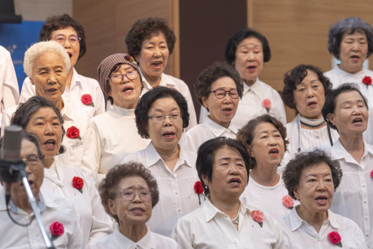 YTo1ODp7czo4OiJGaWxlTmFtZSI7czo0MDoiYjM3NDZlZWQtOWIyNS00NTU2LWFlN2QtMjUyMzEzODJjMjk4LmpwZyI7czoxMjoiRmlsZURhdGVUaW1lIjtpOjE3NDcwOTY4MzE7czo4OiJGaWxlU2l6ZSI7aToxMjc1OTU4O3M6ODoiRmlsZVR5cGUiO2k6MjtzOjg6Ik1pbWVUeXBlIjtzOjEwOiJpbWFnZS9qcGVnIjtzOjEzOiJTZWN0aW9uc0ZvdW5kIjtzOjMwOiJBTllfVEFHLCBJRkQwLCBUSFVNQk5BSUwsIEVYSUYiO3M6ODoiQ09NUFVURUQiO2E6OTp7czo0OiJodG1sIjtzOjI2OiJ3aWR0aD0iMTc1MiIgaGVpZ2h0PSIxMTY4IiI7czo2OiJIZWlnaHQiO2k6MTE2ODtzOjU6IldpZHRoIjtpOjE3NTI7czo3OiJJc0NvbG9yIjtpOjE7czoxNzoiQnl0ZU9yZGVyTW90b3JvbGEiO2k6MDtzOjE1OiJBcGVydHVyZUZOdW1iZXIiO3M6NToiZi80LjAiO3M6OToiQ29weXJpZ2h0IjtzOjQ6IllBQkMiO3M6MTg6IlRodW1ibmFpbC5GaWxlVHlwZSI7aToyO3M6MTg6IlRodW1ibmFpbC5NaW1lVHlwZSI7czoxMDoiaW1hZ2UvanBlZyI7fXM6NDoiTWFrZSI7czo0OiJTT05ZIjtzOjU6Ik1vZGVsIjtzOjg6IklMQ0UtN000IjtzOjExOiJYUmVzb2x1dGlvbiI7czo1OiIyNDAvMSI7czoxMToiWVJlc29sdXRpb24iO3M6NToiMjQwLzEiO3M6MTQ6IlJlc29sdXRpb25Vbml0IjtpOjI7czo4OiJTb2Z0d2FyZSI7czo1MjoiQWRvYmUgUGhvdG9zaG9wIExpZ2h0cm9vbSBDbGFzc2ljIDE0LjMuMSAoTWFjaW50b3NoKSI7czo4OiJEYXRlVGltZSI7czoxOToiMjAyNTowNToxMSAyMToyMjo1NiI7czo2OiJBcnRpc3QiO3M6NzoiWUFCQ19TRyI7czo5OiJDb3B5cmlnaHQiO3M6NDoiWUFCQyI7czoxNjoiRXhpZl9JRkRfUG9pbnRlciI7aToyNTQ7czo5OiJUSFVNQk5BSUwiO2E6Njp7czoxMToiQ29tcHJlc3Npb24iO2k6NjtzOjExOiJYUmVzb2x1dGlvbiI7czo0OiI3Mi8xIjtzOjExOiJZUmVzb2x1dGlvbiI7czo0OiI3Mi8xIjtzOjE0OiJSZXNvbHV0aW9uVW5pdCI7aToyO3M6MjE6IkpQRUdJbnRlcmNoYW5nZUZvcm1hdCI7aToxMDQwO3M6Mjc6IkpQRUdJbnRlcmNoYW5nZUZvcm1hdExlbmd0aCI7aToxNzA4NTt9czoxMjoiRXhwb3N1cmVUaW1lIjtzOjU6IjEvMTYwIjtzOjc6IkZOdW1iZXIiO3M6MzoiNC8xIjtzOjE1OiJFeHBvc3VyZVByb2dyYW0iO2k6MTtzOjE1OiJJU09TcGVlZFJhdGluZ3MiO2k6NTAwO3M6MTk6IlVuZGVmaW5lZFRhZzoweDg4MzAiO2k6MjtzOjE5OiJVbmRlZmluZWRUYWc6MHg4ODMyIjtpOjUwMDtzOjExOiJFeGlmVmVyc2lvbiI7czo0OiIwMjMyIjtzOjE2OiJEYXRlVGltZU9yaWdpbmFsIjtzOjE5OiIyMDI1OjA1OjExIDExOjQ3OjQ1IjtzOjE3OiJEYXRlVGltZURpZ2l0aXplZCI7czoxOToiMjAyNTowNToxMSAxMTo0Nzo0NSI7czoxOToiVW5kZWZpbmVkVGFnOjB4OTAxMCI7czo2OiIrMDk6MDAiO3M6MTk6IlVuZGVmaW5lZFRhZzoweDkwMTEiO3M6NjoiKzA5OjAwIjtzOjE5OiJVbmRlZmluZWRUYWc6MHg5MDEyIjtzOjY6IiswOTowMCI7czoxNzoiU2h1dHRlclNwZWVkVmFsdWUiO3M6MTU6IjczMjE5MjgvMTAwMDAwMCI7czoxMzoiQXBlcnR1cmVWYWx1ZSI7czozOiI0LzEiO3M6MTU6IkJyaWdodG5lc3NWYWx1ZSI7czo5OiI3MzQ0LzI1NjAiO3M6MTc6IkV4cG9zdXJlQmlhc1ZhbHVlIjtzOjQ6IjAvMTAiO3M6MTY6Ik1heEFwZXJ0dXJlVmFsdWUiO3M6ODoiMTAyNC8yNTYiO3M6MTI6Ik1ldGVyaW5nTW9kZSI7aTo1O3M6MTE6IkxpZ2h0U291cmNlIjtpOjA7czo1OiJGbGFzaCI7aToxNjtzOjExOiJGb2NhbExlbmd0aCI7czo3OiIxMjcwLzEwIjtzOjE4OiJTdWJTZWNUaW1lT3JpZ2luYWwiO3M6MzoiMjg3IjtzOjE5OiJTdWJTZWNUaW1lRGlnaXRpemVkIjtzOjM6IjI4NyI7czoxMDoiQ29sb3JTcGFjZSI7aTo2NTUzNTtzOjIxOiJGb2NhbFBsYW5lWFJlc29sdXRpb24iO3M6MTQ6IjY0NDQ5MzM5LzMyNzY4IjtzOjIxOiJGb2NhbFBsYW5lWVJlc29sdXRpb24iO3M6MTQ6IjY0NDQ5MzM5LzMyNzY4IjtzOjI0OiJGb2NhbFBsYW5lUmVzb2x1dGlvblVuaXQiO2k6MztzOjEwOiJGaWxlU291cmNlIjtzOjE6IgMiO3M6OToiU2NlbmVUeXBlIjtzOjE6IgEiO3M6MTQ6IkN1c3RvbVJlbmRlcmVkIjtpOjA7czoxMjoiRXhwb3N1cmVNb2RlIjtpOjE7czoxMjoiV2hpdGVCYWxhbmNlIjtpOjA7czoxNjoiRGlnaXRhbFpvb21SYXRpbyI7czo1OiIxNi8xNiI7czoyMToiRm9jYWxMZW5ndGhJbjM1bW1GaWxtIjtpOjEyNztzOjE2OiJTY2VuZUNhcHR1cmVUeXBlIjtpOjA7czo4OiJDb250cmFzdCI7aTowO3M6MTA6IlNhdHVyYXRpb24iO2k6MDtzOjk6IlNoYXJwbmVzcyI7aTowO3M6MTk6IlVuZGVmaW5lZFRhZzoweEE0MzIiO2E6NDp7aTowO3M6NjoiNzAwLzEwIjtpOjE7czo3OiIyMDAwLzEwIjtpOjI7czo1OiI0MC8xMCI7aTozO3M6NToiNDAvMTAiO31zOjE5OiJVbmRlZmluZWRUYWc6MHhBNDM0IjtzOjIwOiJGRSA3MC0yMDBtbSBGNCBHIE9TUyI7fQ==