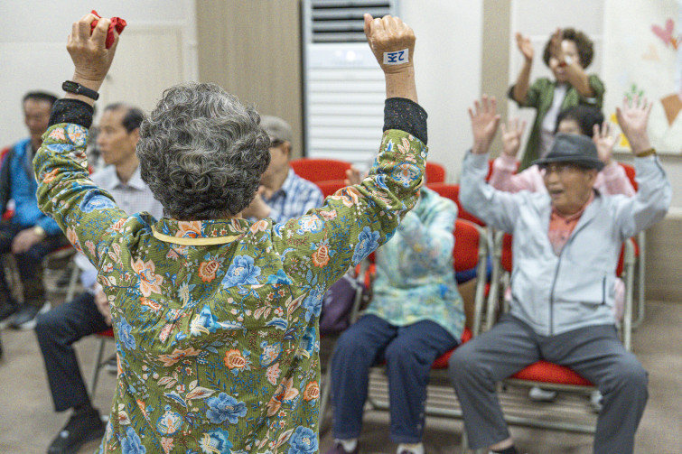 YTo1ODp7czo4OiJGaWxlTmFtZSI7czo0MDoiYjYyMTgxMWQtYTY4Ni00ODBlLTg1NjktYjk3NjdiZjE4OGMzLmpwZyI7czoxMjoiRmlsZURhdGVUaW1lIjtpOjE3NDg1ODU2MDQ7czo4OiJGaWxlU2l6ZSI7aTozMzExMDMwO3M6ODoiRmlsZVR5cGUiO2k6MjtzOjg6Ik1pbWVUeXBlIjtzOjEwOiJpbWFnZS9qcGVnIjtzOjEzOiJTZWN0aW9uc0ZvdW5kIjtzOjMwOiJBTllfVEFHLCBJRkQwLCBUSFVNQk5BSUwsIEVYSUYiO3M6ODoiQ09NUFVURUQiO2E6OTp7czo0OiJodG1sIjtzOjI2OiJ3aWR0aD0iMTc0NSIgaGVpZ2h0PSIxMTYzIiI7czo2OiJIZWlnaHQiO2k6MTE2MztzOjU6IldpZHRoIjtpOjE3NDU7czo3OiJJc0NvbG9yIjtpOjE7czoxNzoiQnl0ZU9yZGVyTW90b3JvbGEiO2k6MDtzOjE1OiJBcGVydHVyZUZOdW1iZXIiO3M6NToiZi8yLjgiO3M6OToiQ29weXJpZ2h0IjtzOjQ6IllBQkMiO3M6MTg6IlRodW1ibmFpbC5GaWxlVHlwZSI7aToyO3M6MTg6IlRodW1ibmFpbC5NaW1lVHlwZSI7czoxMDoiaW1hZ2UvanBlZyI7fXM6NDoiTWFrZSI7czo0OiJTT05ZIjtzOjU6Ik1vZGVsIjtzOjg6IklMQ0UtN000IjtzOjExOiJYUmVzb2x1dGlvbiI7czo1OiIyNDAvMSI7czoxMToiWVJlc29sdXRpb24iO3M6NToiMjQwLzEiO3M6MTQ6IlJlc29sdXRpb25Vbml0IjtpOjI7czo4OiJTb2Z0d2FyZSI7czo1MjoiQWRvYmUgUGhvdG9zaG9wIExpZ2h0cm9vbSBDbGFzc2ljIDE0LjMuMSAoTWFjaW50b3NoKSI7czo4OiJEYXRlVGltZSI7czoxOToiMjAyNTowNTozMCAxNTowOTowOSI7czo2OiJBcnRpc3QiO3M6NzoiWUFCQ19TRyI7czo5OiJDb3B5cmlnaHQiO3M6NDoiWUFCQyI7czoxNjoiRXhpZl9JRkRfUG9pbnRlciI7aToyNTQ7czo5OiJUSFVNQk5BSUwiO2E6Njp7czoxMToiQ29tcHJlc3Npb24iO2k6NjtzOjExOiJYUmVzb2x1dGlvbiI7czo0OiI3Mi8xIjtzOjExOiJZUmVzb2x1dGlvbiI7czo0OiI3Mi8xIjtzOjE0OiJSZXNvbHV0aW9uVW5pdCI7aToyO3M6MjE6IkpQRUdJbnRlcmNoYW5nZUZvcm1hdCI7aToxMDQwO3M6Mjc6IkpQRUdJbnRlcmNoYW5nZUZvcm1hdExlbmd0aCI7aToyMDI3Nzt9czoxMjoiRXhwb3N1cmVUaW1lIjtzOjY6IjEvMTAwMCI7czo3OiJGTnVtYmVyIjtzOjU6IjI4LzEwIjtzOjE1OiJFeHBvc3VyZVByb2dyYW0iO2k6MTtzOjE1OiJJU09TcGVlZFJhdGluZ3MiO2k6MjAwMDtzOjE5OiJVbmRlZmluZWRUYWc6MHg4ODMwIjtpOjI7czoxOToiVW5kZWZpbmVkVGFnOjB4ODgzMiI7aToyMDAwO3M6MTE6IkV4aWZWZXJzaW9uIjtzOjQ6IjAyMzIiO3M6MTY6IkRhdGVUaW1lT3JpZ2luYWwiO3M6MTk6IjIwMjU6MDU6MzAgMTI6MTM6MDYiO3M6MTc6IkRhdGVUaW1lRGlnaXRpemVkIjtzOjE5OiIyMDI1OjA1OjMwIDEyOjEzOjA2IjtzOjE5OiJVbmRlZmluZWRUYWc6MHg5MDEwIjtzOjY6IiswOTowMCI7czoxOToiVW5kZWZpbmVkVGFnOjB4OTAxMSI7czo2OiIrMDk6MDAiO3M6MTk6IlVuZGVmaW5lZFRhZzoweDkwMTIiO3M6NjoiKzA5OjAwIjtzOjE3OiJTaHV0dGVyU3BlZWRWYWx1ZSI7czoxNToiOTk2NTc4NC8xMDAwMDAwIjtzOjEzOiJBcGVydHVyZVZhbHVlIjtzOjE1OiIyOTcwODU0LzEwMDAwMDAiO3M6MTU6IkJyaWdodG5lc3NWYWx1ZSI7czo5OiI1MzM0LzI1NjAiO3M6MTc6IkV4cG9zdXJlQmlhc1ZhbHVlIjtzOjQ6IjAvMTAiO3M6MTY6Ik1heEFwZXJ0dXJlVmFsdWUiO3M6NzoiNzYwLzI1NiI7czoxMjoiTWV0ZXJpbmdNb2RlIjtpOjU7czoxMToiTGlnaHRTb3VyY2UiO2k6MDtzOjU6IkZsYXNoIjtpOjE2O3M6MTE6IkZvY2FsTGVuZ3RoIjtzOjY6IjQ0MC8xMCI7czoxODoiU3ViU2VjVGltZU9yaWdpbmFsIjtzOjM6IjkxMCI7czoxOToiU3ViU2VjVGltZURpZ2l0aXplZCI7czozOiI5MTAiO3M6MTA6IkNvbG9yU3BhY2UiO2k6NjU1MzU7czoyMToiRm9jYWxQbGFuZVhSZXNvbHV0aW9uIjtzOjE0OiI2NDQ0OTMzOS8zMjc2OCI7czoyMToiRm9jYWxQbGFuZVlSZXNvbHV0aW9uIjtzOjE0OiI2NDQ0OTMzOS8zMjc2OCI7czoyNDoiRm9jYWxQbGFuZVJlc29sdXRpb25Vbml0IjtpOjM7czoxMDoiRmlsZVNvdXJjZSI7czoxOiIDIjtzOjk6IlNjZW5lVHlwZSI7czoxOiIBIjtzOjE0OiJDdXN0b21SZW5kZXJlZCI7aTowO3M6MTI6IkV4cG9zdXJlTW9kZSI7aToxO3M6MTI6IldoaXRlQmFsYW5jZSI7aToxO3M6MTY6IkRpZ2l0YWxab29tUmF0aW8iO3M6NToiMTYvMTYiO3M6MjE6IkZvY2FsTGVuZ3RoSW4zNW1tRmlsbSI7aTo0NDtzOjE2OiJTY2VuZUNhcHR1cmVUeXBlIjtpOjA7czo4OiJDb250cmFzdCI7aTowO3M6MTA6IlNhdHVyYXRpb24iO2k6MDtzOjk6IlNoYXJwbmVzcyI7aTowO3M6MTk6IlVuZGVmaW5lZFRhZzoweEE0MzIiO2E6NDp7aTowO3M6NjoiMjQwLzEwIjtpOjE7czo2OiI3MDAvMTAiO2k6MjtzOjU6IjI4LzEwIjtpOjM7czo1OiIyOC8xMCI7fXM6MTk6IlVuZGVmaW5lZFRhZzoweEE0MzQiO3M6MjE6IkZFIDI0LTcwbW0gRjIuOCBHTSBJSSI7fQ==