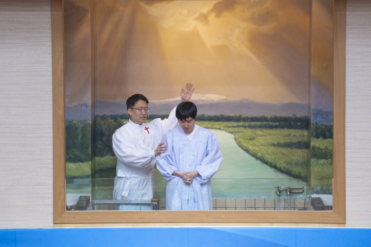 YTo1ODp7czo4OiJGaWxlTmFtZSI7czo0MDoiYmNmYzUyYzQtYjE2Yy00N2JlLWE0NzUtM2I4ZjQ5YjA1ZTQ5LmpwZyI7czoxMjoiRmlsZURhdGVUaW1lIjtpOjE3NDUxMDc0NjQ7czo4OiJGaWxlU2l6ZSI7aTo4MTU5NTE7czo4OiJGaWxlVHlwZSI7aToyO3M6ODoiTWltZVR5cGUiO3M6MTA6ImltYWdlL2pwZWciO3M6MTM6IlNlY3Rpb25zRm91bmQiO3M6MzA6IkFOWV9UQUcsIElGRDAsIFRIVU1CTkFJTCwgRVhJRiI7czo4OiJDT01QVVRFRCI7YTo5OntzOjQ6Imh0bWwiO3M6MjU6IndpZHRoPSIxMzgwIiBoZWlnaHQ9IjkyMCIiO3M6NjoiSGVpZ2h0IjtpOjkyMDtzOjU6IldpZHRoIjtpOjEzODA7czo3OiJJc0NvbG9yIjtpOjE7czoxNzoiQnl0ZU9yZGVyTW90b3JvbGEiO2k6MDtzOjE1OiJBcGVydHVyZUZOdW1iZXIiO3M6NToiZi83LjEiO3M6OToiQ29weXJpZ2h0IjtzOjQ6IllBQkMiO3M6MTg6IlRodW1ibmFpbC5GaWxlVHlwZSI7aToyO3M6MTg6IlRodW1ibmFpbC5NaW1lVHlwZSI7czoxMDoiaW1hZ2UvanBlZyI7fXM6NDoiTWFrZSI7czo0OiJTT05ZIjtzOjU6Ik1vZGVsIjtzOjg6IklMQ0UtN000IjtzOjExOiJYUmVzb2x1dGlvbiI7czo1OiIyNDAvMSI7czoxMToiWVJlc29sdXRpb24iO3M6NToiMjQwLzEiO3M6MTQ6IlJlc29sdXRpb25Vbml0IjtpOjI7czo4OiJTb2Z0d2FyZSI7czo1MDoiQWRvYmUgUGhvdG9zaG9wIExpZ2h0cm9vbSBDbGFzc2ljIDE0LjIgKE1hY2ludG9zaCkiO3M6ODoiRGF0ZVRpbWUiO3M6MTk6IjIwMjU6MDQ6MTkgMjE6NTc6NDMiO3M6NjoiQXJ0aXN0IjtzOjc6IllBQkNfU0ciO3M6OToiQ29weXJpZ2h0IjtzOjQ6IllBQkMiO3M6MTY6IkV4aWZfSUZEX1BvaW50ZXIiO2k6MjUyO3M6OToiVEhVTUJOQUlMIjthOjY6e3M6MTE6IkNvbXByZXNzaW9uIjtpOjY7czoxMToiWFJlc29sdXRpb24iO3M6NDoiNzIvMSI7czoxMToiWVJlc29sdXRpb24iO3M6NDoiNzIvMSI7czoxNDoiUmVzb2x1dGlvblVuaXQiO2k6MjtzOjIxOiJKUEVHSW50ZXJjaGFuZ2VGb3JtYXQiO2k6MTAzODtzOjI3OiJKUEVHSW50ZXJjaGFuZ2VGb3JtYXRMZW5ndGgiO2k6MTEzMDQ7fXM6MTI6IkV4cG9zdXJlVGltZSI7czo0OiIxLzYwIjtzOjc6IkZOdW1iZXIiO3M6NToiNzEvMTAiO3M6MTU6IkV4cG9zdXJlUHJvZ3JhbSI7aToxO3M6MTU6IklTT1NwZWVkUmF0aW5ncyI7aToxNjAwO3M6MTk6IlVuZGVmaW5lZFRhZzoweDg4MzAiO2k6MjtzOjE5OiJVbmRlZmluZWRUYWc6MHg4ODMyIjtpOjE2MDA7czoxMToiRXhpZlZlcnNpb24iO3M6NDoiMDIzMiI7czoxNjoiRGF0ZVRpbWVPcmlnaW5hbCI7czoxOToiMjAyNTowNDoxOSAxNDo1MzowNSI7czoxNzoiRGF0ZVRpbWVEaWdpdGl6ZWQiO3M6MTk6IjIwMjU6MDQ6MTkgMTQ6NTM6MDUiO3M6MTk6IlVuZGVmaW5lZFRhZzoweDkwMTAiO3M6NjoiKzA5OjAwIjtzOjE5OiJVbmRlZmluZWRUYWc6MHg5MDExIjtzOjY6IiswOTowMCI7czoxOToiVW5kZWZpbmVkVGFnOjB4OTAxMiI7czo2OiIrMDk6MDAiO3M6MTc6IlNodXR0ZXJTcGVlZFZhbHVlIjtzOjE1OiI1OTA2ODkxLzEwMDAwMDAiO3M6MTM6IkFwZXJ0dXJlVmFsdWUiO3M6MTU6IjU2NTU2MzgvMTAwMDAwMCI7czoxNToiQnJpZ2h0bmVzc1ZhbHVlIjtzOjk6IjU0OTQvMjU2MCI7czoxNzoiRXhwb3N1cmVCaWFzVmFsdWUiO3M6NDoiMC8xMCI7czoxNjoiTWF4QXBlcnR1cmVWYWx1ZSI7czo4OiIxMDI0LzI1NiI7czoxMjoiTWV0ZXJpbmdNb2RlIjtpOjU7czoxMToiTGlnaHRTb3VyY2UiO2k6MDtzOjU6IkZsYXNoIjtpOjE2O3M6MTE6IkZvY2FsTGVuZ3RoIjtzOjc6IjIwMDAvMTAiO3M6MTg6IlN1YlNlY1RpbWVPcmlnaW5hbCI7czozOiIyNDgiO3M6MTk6IlN1YlNlY1RpbWVEaWdpdGl6ZWQiO3M6MzoiMjQ4IjtzOjEwOiJDb2xvclNwYWNlIjtpOjY1NTM1O3M6MjE6IkZvY2FsUGxhbmVYUmVzb2x1dGlvbiI7czoxNDoiNjQ0NDkzMzkvMzI3NjgiO3M6MjE6IkZvY2FsUGxhbmVZUmVzb2x1dGlvbiI7czoxNDoiNjQ0NDkzMzkvMzI3NjgiO3M6MjQ6IkZvY2FsUGxhbmVSZXNvbHV0aW9uVW5pdCI7aTozO3M6MTA6IkZpbGVTb3VyY2UiO3M6MToiAyI7czo5OiJTY2VuZVR5cGUiO3M6MToiASI7czoxNDoiQ3VzdG9tUmVuZGVyZWQiO2k6MDtzOjEyOiJFeHBvc3VyZU1vZGUiO2k6MTtzOjEyOiJXaGl0ZUJhbGFuY2UiO2k6MDtzOjE2OiJEaWdpdGFsWm9vbVJhdGlvIjtzOjU6IjE2LzE2IjtzOjIxOiJGb2NhbExlbmd0aEluMzVtbUZpbG0iO2k6MjAwO3M6MTY6IlNjZW5lQ2FwdHVyZVR5cGUiO2k6MDtzOjg6IkNvbnRyYXN0IjtpOjA7czoxMDoiU2F0dXJhdGlvbiI7aTowO3M6OToiU2hhcnBuZXNzIjtpOjA7czoxOToiVW5kZWZpbmVkVGFnOjB4QTQzMiI7YTo0OntpOjA7czo2OiI3MDAvMTAiO2k6MTtzOjc6IjIwMDAvMTAiO2k6MjtzOjU6IjQwLzEwIjtpOjM7czo1OiI0MC8xMCI7fXM6MTk6IlVuZGVmaW5lZFRhZzoweEE0MzQiO3M6MjA6IkZFIDcwLTIwMG1tIEY0IEcgT1NTIjt9