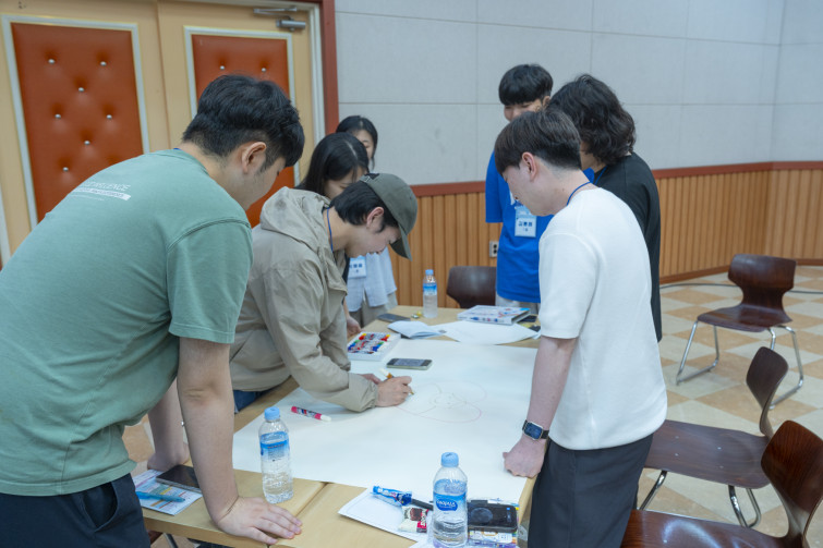 YTo1ODp7czo4OiJGaWxlTmFtZSI7czo0MDoiYzFjM2RjMjQtOGE4OS00ZjY3LWI3OGMtY2E1NGU1YWFkMzZhLmpwZyI7czoxMjoiRmlsZURhdGVUaW1lIjtpOjE3NTEzMzQwNjM7czo4OiJGaWxlU2l6ZSI7aToxMTkyMjY1O3M6ODoiRmlsZVR5cGUiO2k6MjtzOjg6Ik1pbWVUeXBlIjtzOjEwOiJpbWFnZS9qcGVnIjtzOjEzOiJTZWN0aW9uc0ZvdW5kIjtzOjMwOiJBTllfVEFHLCBJRkQwLCBUSFVNQk5BSUwsIEVYSUYiO3M6ODoiQ09NUFVURUQiO2E6OTp7czo0OiJodG1sIjtzOjI2OiJ3aWR0aD0iMTc1MiIgaGVpZ2h0PSIxMTY4IiI7czo2OiJIZWlnaHQiO2k6MTE2ODtzOjU6IldpZHRoIjtpOjE3NTI7czo3OiJJc0NvbG9yIjtpOjE7czoxNzoiQnl0ZU9yZGVyTW90b3JvbGEiO2k6MDtzOjE1OiJBcGVydHVyZUZOdW1iZXIiO3M6NToiZi81LjAiO3M6OToiQ29weXJpZ2h0IjtzOjQ6IllBQkMiO3M6MTg6IlRodW1ibmFpbC5GaWxlVHlwZSI7aToyO3M6MTg6IlRodW1ibmFpbC5NaW1lVHlwZSI7czoxMDoiaW1hZ2UvanBlZyI7fXM6NDoiTWFrZSI7czo0OiJTT05ZIjtzOjU6Ik1vZGVsIjtzOjg6IklMQ0UtN000IjtzOjExOiJYUmVzb2x1dGlvbiI7czo1OiIyNDAvMSI7czoxMToiWVJlc29sdXRpb24iO3M6NToiMjQwLzEiO3M6MTQ6IlJlc29sdXRpb25Vbml0IjtpOjI7czo4OiJTb2Z0d2FyZSI7czo1MDoiQWRvYmUgUGhvdG9zaG9wIExpZ2h0cm9vbSBDbGFzc2ljIDE0LjQgKE1hY2ludG9zaCkiO3M6ODoiRGF0ZVRpbWUiO3M6MTk6IjIwMjU6MDc6MDEgMTA6MzE6MzgiO3M6NjoiQXJ0aXN0IjtzOjc6IllBQkNfU0ciO3M6OToiQ29weXJpZ2h0IjtzOjQ6IllBQkMiO3M6MTY6IkV4aWZfSUZEX1BvaW50ZXIiO2k6MjUyO3M6OToiVEhVTUJOQUlMIjthOjY6e3M6MTE6IkNvbXByZXNzaW9uIjtpOjY7czoxMToiWFJlc29sdXRpb24iO3M6NDoiNzIvMSI7czoxMToiWVJlc29sdXRpb24iO3M6NDoiNzIvMSI7czoxNDoiUmVzb2x1dGlvblVuaXQiO2k6MjtzOjIxOiJKUEVHSW50ZXJjaGFuZ2VGb3JtYXQiO2k6MTAzODtzOjI3OiJKUEVHSW50ZXJjaGFuZ2VGb3JtYXRMZW5ndGgiO2k6MTUxNTc7fXM6MTI6IkV4cG9zdXJlVGltZSI7czo0OiIxLzYwIjtzOjc6IkZOdW1iZXIiO3M6MzoiNS8xIjtzOjE1OiJFeHBvc3VyZVByb2dyYW0iO2k6MTtzOjE1OiJJU09TcGVlZFJhdGluZ3MiO2k6NDAwO3M6MTk6IlVuZGVmaW5lZFRhZzoweDg4MzAiO2k6MjtzOjE5OiJVbmRlZmluZWRUYWc6MHg4ODMyIjtpOjQwMDtzOjExOiJFeGlmVmVyc2lvbiI7czo0OiIwMjMyIjtzOjE2OiJEYXRlVGltZU9yaWdpbmFsIjtzOjE5OiIyMDI1OjA2OjI5IDE0OjMyOjU1IjtzOjE3OiJEYXRlVGltZURpZ2l0aXplZCI7czoxOToiMjAyNTowNjoyOSAxNDozMjo1NSI7czoxOToiVW5kZWZpbmVkVGFnOjB4OTAxMCI7czo2OiIrMDk6MDAiO3M6MTk6IlVuZGVmaW5lZFRhZzoweDkwMTEiO3M6NjoiKzA5OjAwIjtzOjE5OiJVbmRlZmluZWRUYWc6MHg5MDEyIjtzOjY6IiswOTowMCI7czoxNzoiU2h1dHRlclNwZWVkVmFsdWUiO3M6MTU6IjU5MDY4OTEvMTAwMDAwMCI7czoxMzoiQXBlcnR1cmVWYWx1ZSI7czoxNToiNDY0Mzg1Ni8xMDAwMDAwIjtzOjE1OiJCcmlnaHRuZXNzVmFsdWUiO3M6OToiODg4NC8yNTYwIjtzOjE3OiJFeHBvc3VyZUJpYXNWYWx1ZSI7czo0OiIwLzEwIjtzOjE2OiJNYXhBcGVydHVyZVZhbHVlIjtzOjc6Ijc2MC8yNTYiO3M6MTI6Ik1ldGVyaW5nTW9kZSI7aTo1O3M6MTE6IkxpZ2h0U291cmNlIjtpOjA7czo1OiJGbGFzaCI7aToxNjtzOjExOiJGb2NhbExlbmd0aCI7czo2OiIyOTAvMTAiO3M6MTg6IlN1YlNlY1RpbWVPcmlnaW5hbCI7czozOiIxMzEiO3M6MTk6IlN1YlNlY1RpbWVEaWdpdGl6ZWQiO3M6MzoiMTMxIjtzOjEwOiJDb2xvclNwYWNlIjtpOjY1NTM1O3M6MjE6IkZvY2FsUGxhbmVYUmVzb2x1dGlvbiI7czoxNDoiNjQ0NDkzMzkvMzI3NjgiO3M6MjE6IkZvY2FsUGxhbmVZUmVzb2x1dGlvbiI7czoxNDoiNjQ0NDkzMzkvMzI3NjgiO3M6MjQ6IkZvY2FsUGxhbmVSZXNvbHV0aW9uVW5pdCI7aTozO3M6MTA6IkZpbGVTb3VyY2UiO3M6MToiAyI7czo5OiJTY2VuZVR5cGUiO3M6MToiASI7czoxNDoiQ3VzdG9tUmVuZGVyZWQiO2k6MDtzOjEyOiJFeHBvc3VyZU1vZGUiO2k6MTtzOjEyOiJXaGl0ZUJhbGFuY2UiO2k6MTtzOjE2OiJEaWdpdGFsWm9vbVJhdGlvIjtzOjU6IjE2LzE2IjtzOjIxOiJGb2NhbExlbmd0aEluMzVtbUZpbG0iO2k6Mjk7czoxNjoiU2NlbmVDYXB0dXJlVHlwZSI7aTowO3M6ODoiQ29udHJhc3QiO2k6MDtzOjEwOiJTYXR1cmF0aW9uIjtpOjA7czo5OiJTaGFycG5lc3MiO2k6MDtzOjE5OiJVbmRlZmluZWRUYWc6MHhBNDMyIjthOjQ6e2k6MDtzOjY6IjI0MC8xMCI7aToxO3M6NjoiNzAwLzEwIjtpOjI7czo1OiIyOC8xMCI7aTozO3M6NToiMjgvMTAiO31zOjE5OiJVbmRlZmluZWRUYWc6MHhBNDM0IjtzOjIxOiJGRSAyNC03MG1tIEYyLjggR00gSUkiO30=