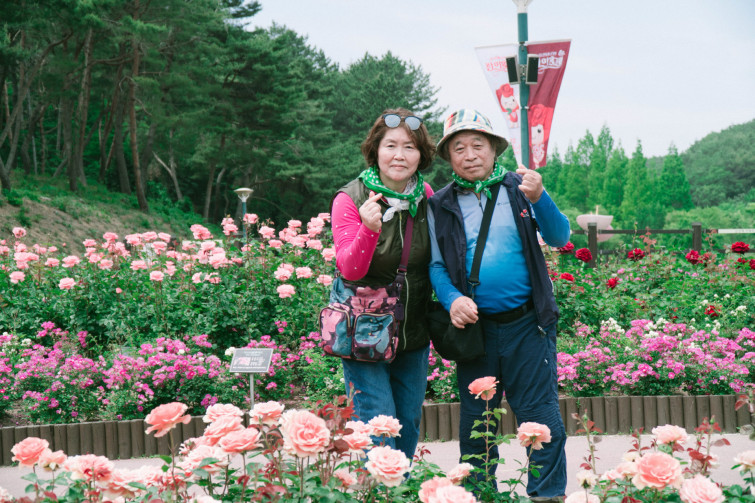 YTo1Mzp7czo4OiJGaWxlTmFtZSI7czo0MDoiYzFjYzdiNTItMTdmOC00OTIxLTkxYmYtODcxOWRkYzUxYjVlLmpwZyI7czoxMjoiRmlsZURhdGVUaW1lIjtpOjE2NTMzNjE3ODg7czo4OiJGaWxlU2l6ZSI7aToyMjk1MzU1O3M6ODoiRmlsZVR5cGUiO2k6MjtzOjg6Ik1pbWVUeXBlIjtzOjEwOiJpbWFnZS9qcGVnIjtzOjEzOiJTZWN0aW9uc0ZvdW5kIjtzOjMwOiJBTllfVEFHLCBJRkQwLCBUSFVNQk5BSUwsIEVYSUYiO3M6ODoiQ09NUFVURUQiO2E6OTp7czo0OiJodG1sIjtzOjI2OiJ3aWR0aD0iMjEwMCIgaGVpZ2h0PSIxNDAwIiI7czo2OiJIZWlnaHQiO2k6MTQwMDtzOjU6IldpZHRoIjtpOjIxMDA7czo3OiJJc0NvbG9yIjtpOjE7czoxNzoiQnl0ZU9yZGVyTW90b3JvbGEiO2k6MDtzOjg6IkNDRFdpZHRoIjtzOjM6IjhtbSI7czoxNToiQXBlcnR1cmVGTnVtYmVyIjtzOjU6ImYvNC4wIjtzOjE4OiJUaHVtYm5haWwuRmlsZVR5cGUiO2k6MjtzOjE4OiJUaHVtYm5haWwuTWltZVR5cGUiO3M6MTA6ImltYWdlL2pwZWciO31zOjQ6Ik1ha2UiO3M6NDoiU09OWSI7czo1OiJNb2RlbCI7czo5OiJJTENFLTY1MDAiO3M6MTE6IlhSZXNvbHV0aW9uIjtzOjU6IjI0MC8xIjtzOjExOiJZUmVzb2x1dGlvbiI7czo1OiIyNDAvMSI7czoxNDoiUmVzb2x1dGlvblVuaXQiO2k6MjtzOjg6IlNvZnR3YXJlIjtzOjQ4OiJBZG9iZSBQaG90b3Nob3AgTGlnaHRyb29tIENsYXNzaWMgMTEuMyAoV2luZG93cykiO3M6ODoiRGF0ZVRpbWUiO3M6MTk6IjIwMjI6MDU6MjQgMTI6MDI6NTAiO3M6MTY6IllDYkNyUG9zaXRpb25pbmciO2k6MjtzOjE5OiJSZWZlcmVuY2VCbGFja1doaXRlIjthOjY6e2k6MDtzOjM6IjAvMSI7aToxO3M6NToiMjU1LzEiO2k6MjtzOjU6IjEyOC8xIjtpOjM7czo1OiIyNTUvMSI7aTo0O3M6NToiMTI4LzEiO2k6NTtzOjU6IjI1NS8xIjt9czoxNjoiRXhpZl9JRkRfUG9pbnRlciI7aToyODQ7czo5OiJUSFVNQk5BSUwiO2E6Njp7czoxMToiQ29tcHJlc3Npb24iO2k6NjtzOjExOiJYUmVzb2x1dGlvbiI7czo1OiIyNDAvMSI7czoxMToiWVJlc29sdXRpb24iO3M6NToiMjQwLzEiO3M6MTQ6IlJlc29sdXRpb25Vbml0IjtpOjI7czoyMToiSlBFR0ludGVyY2hhbmdlRm9ybWF0IjtpOjkzMjtzOjI3OiJKUEVHSW50ZXJjaGFuZ2VGb3JtYXRMZW5ndGgiO2k6MjI5NTU7fXM6MTI6IkV4cG9zdXJlVGltZSI7czo1OiIxLzgwMCI7czo3OiJGTnVtYmVyIjtzOjM6IjQvMSI7czoxNToiRXhwb3N1cmVQcm9ncmFtIjtpOjE7czoxNToiSVNPU3BlZWRSYXRpbmdzIjtpOjEwMDtzOjExOiJFeGlmVmVyc2lvbiI7czo0OiIwMjIxIjtzOjE2OiJEYXRlVGltZU9yaWdpbmFsIjtzOjE5OiIyMDIyOjA1OjIwIDEyOjQ4OjA5IjtzOjE3OiJEYXRlVGltZURpZ2l0aXplZCI7czoxOToiMjAyMjowNToyMCAxMjo0ODowOSI7czoyMzoiQ29tcG9uZW50c0NvbmZpZ3VyYXRpb24iO3M6NDoiAQIDACI7czoxNzoiU2h1dHRlclNwZWVkVmFsdWUiO3M6MTU6Ijk2NDM4NTYvMTAwMDAwMCI7czoxMzoiQXBlcnR1cmVWYWx1ZSI7czozOiI0LzEiO3M6MTU6IkJyaWdodG5lc3NWYWx1ZSI7czoxMDoiMjI5NDQvMjU2MCI7czoxNzoiRXhwb3N1cmVCaWFzVmFsdWUiO3M6NDoiMC8xMCI7czoxNjoiTWF4QXBlcnR1cmVWYWx1ZSI7czo4OiIxMDI0LzI1NiI7czoxMjoiTWV0ZXJpbmdNb2RlIjtpOjM7czoxMToiTGlnaHRTb3VyY2UiO2k6MDtzOjU6IkZsYXNoIjtpOjE2O3M6MTE6IkZvY2FsTGVuZ3RoIjtzOjY6IjM5MC8xMCI7czoxNToiRmxhc2hQaXhWZXJzaW9uIjtzOjQ6IjAxMDAiO3M6MTA6IkNvbG9yU3BhY2UiO2k6MTtzOjE0OiJFeGlmSW1hZ2VXaWR0aCI7aToyMTAwO3M6MTU6IkV4aWZJbWFnZUxlbmd0aCI7aToxNDAwO3M6MjE6IkZvY2FsUGxhbmVYUmVzb2x1dGlvbiI7czoxNDoiODM2NjI5NzkvMzI3NjgiO3M6MjE6IkZvY2FsUGxhbmVZUmVzb2x1dGlvbiI7czoxNDoiODM2NjI5NzkvMzI3NjgiO3M6MjQ6IkZvY2FsUGxhbmVSZXNvbHV0aW9uVW5pdCI7aTozO3M6MTA6IkZpbGVTb3VyY2UiO3M6MToiAyI7czo5OiJTY2VuZVR5cGUiO3M6MToiASI7czoxNDoiQ3VzdG9tUmVuZGVyZWQiO2k6MDtzOjEyOiJFeHBvc3VyZU1vZGUiO2k6MTtzOjEyOiJXaGl0ZUJhbGFuY2UiO2k6MDtzOjE2OiJEaWdpdGFsWm9vbVJhdGlvIjtzOjU6IjE2LzE2IjtzOjIxOiJGb2NhbExlbmd0aEluMzVtbUZpbG0iO2k6NTg7czoxNjoiU2NlbmVDYXB0dXJlVHlwZSI7aTowO3M6ODoiQ29udHJhc3QiO2k6MDtzOjEwOiJTYXR1cmF0aW9uIjtpOjA7czo5OiJTaGFycG5lc3MiO2k6MDt9