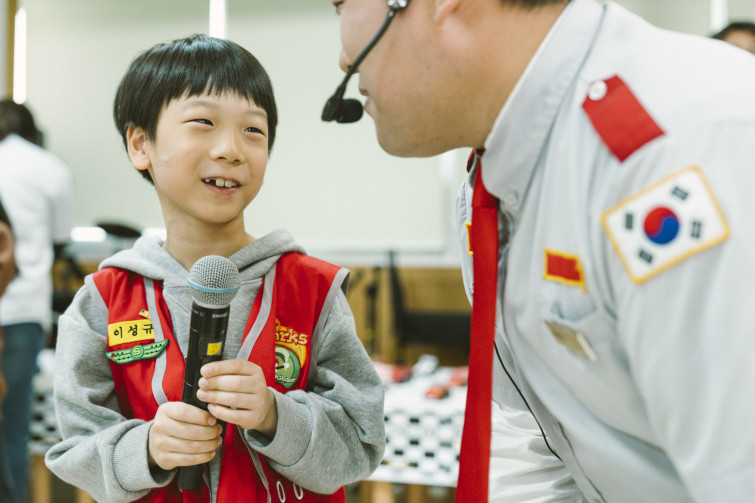 YTo1ODp7czo4OiJGaWxlTmFtZSI7czo0MDoiYzFkYmVjZjgtMDA1ZS00MzJkLWJiNWMtNDg5ZmMzNmYwMDQ0LmpwZyI7czoxMjoiRmlsZURhdGVUaW1lIjtpOjE3NjUwNzg5NTA7czo4OiJGaWxlU2l6ZSI7aToxMzM0MTcyO3M6ODoiRmlsZVR5cGUiO2k6MjtzOjg6Ik1pbWVUeXBlIjtzOjEwOiJpbWFnZS9qcGVnIjtzOjEzOiJTZWN0aW9uc0ZvdW5kIjtzOjMwOiJBTllfVEFHLCBJRkQwLCBUSFVNQk5BSUwsIEVYSUYiO3M6ODoiQ09NUFVURUQiO2E6OTp7czo0OiJodG1sIjtzOjI2OiJ3aWR0aD0iMTc1MiIgaGVpZ2h0PSIxMTY4IiI7czo2OiJIZWlnaHQiO2k6MTE2ODtzOjU6IldpZHRoIjtpOjE3NTI7czo3OiJJc0NvbG9yIjtpOjE7czoxNzoiQnl0ZU9yZGVyTW90b3JvbGEiO2k6MDtzOjE1OiJBcGVydHVyZUZOdW1iZXIiO3M6NToiZi8yLjgiO3M6OToiQ29weXJpZ2h0IjtzOjQ6IllBQkMiO3M6MTg6IlRodW1ibmFpbC5GaWxlVHlwZSI7aToyO3M6MTg6IlRodW1ibmFpbC5NaW1lVHlwZSI7czoxMDoiaW1hZ2UvanBlZyI7fXM6NDoiTWFrZSI7czo0OiJTT05ZIjtzOjU6Ik1vZGVsIjtzOjg6IklMQ0UtN000IjtzOjExOiJYUmVzb2x1dGlvbiI7czo1OiIyNDAvMSI7czoxMToiWVJlc29sdXRpb24iO3M6NToiMjQwLzEiO3M6MTQ6IlJlc29sdXRpb25Vbml0IjtpOjI7czo4OiJTb2Z0d2FyZSI7czo1MjoiQWRvYmUgUGhvdG9zaG9wIExpZ2h0cm9vbSBDbGFzc2ljIDE1LjAuMSAoTWFjaW50b3NoKSI7czo4OiJEYXRlVGltZSI7czoxOToiMjAyNToxMjowNyAxMjozNzozMyI7czo2OiJBcnRpc3QiO3M6NzoiWUFCQ19TRyI7czo5OiJDb3B5cmlnaHQiO3M6NDoiWUFCQyI7czoxNjoiRXhpZl9JRkRfUG9pbnRlciI7aToyNTQ7czo5OiJUSFVNQk5BSUwiO2E6Njp7czoxMToiQ29tcHJlc3Npb24iO2k6NjtzOjExOiJYUmVzb2x1dGlvbiI7czo0OiI3Mi8xIjtzOjExOiJZUmVzb2x1dGlvbiI7czo0OiI3Mi8xIjtzOjE0OiJSZXNvbHV0aW9uVW5pdCI7aToyO3M6MjE6IkpQRUdJbnRlcmNoYW5nZUZvcm1hdCI7aToxMDQwO3M6Mjc6IkpQRUdJbnRlcmNoYW5nZUZvcm1hdExlbmd0aCI7aToxNjA5MTt9czoxMjoiRXhwb3N1cmVUaW1lIjtzOjQ6IjEvNjAiO3M6NzoiRk51bWJlciI7czo1OiIyOC8xMCI7czoxNToiRXhwb3N1cmVQcm9ncmFtIjtpOjE7czoxNToiSVNPU3BlZWRSYXRpbmdzIjtpOjI1MDtzOjE5OiJVbmRlZmluZWRUYWc6MHg4ODMwIjtpOjI7czoxOToiVW5kZWZpbmVkVGFnOjB4ODgzMiI7aToyNTA7czoxMToiRXhpZlZlcnNpb24iO3M6NDoiMDIzMiI7czoxNjoiRGF0ZVRpbWVPcmlnaW5hbCI7czoxOToiMjAyNToxMjowNiAxMTozNzo0NiI7czoxNzoiRGF0ZVRpbWVEaWdpdGl6ZWQiO3M6MTk6IjIwMjU6MTI6MDYgMTE6Mzc6NDYiO3M6MTk6IlVuZGVmaW5lZFRhZzoweDkwMTAiO3M6NjoiKzA5OjAwIjtzOjE5OiJVbmRlZmluZWRUYWc6MHg5MDExIjtzOjY6IiswOTowMCI7czoxOToiVW5kZWZpbmVkVGFnOjB4OTAxMiI7czo2OiIrMDk6MDAiO3M6MTc6IlNodXR0ZXJTcGVlZFZhbHVlIjtzOjE1OiI1OTA2ODkxLzEwMDAwMDAiO3M6MTM6IkFwZXJ0dXJlVmFsdWUiO3M6MTU6IjI5NzA4NTQvMTAwMDAwMCI7czoxNToiQnJpZ2h0bmVzc1ZhbHVlIjtzOjk6IjcxMTQvMjU2MCI7czoxNzoiRXhwb3N1cmVCaWFzVmFsdWUiO3M6NDoiMC8xMCI7czoxNjoiTWF4QXBlcnR1cmVWYWx1ZSI7czo3OiI3NjAvMjU2IjtzOjEyOiJNZXRlcmluZ01vZGUiO2k6NTtzOjExOiJMaWdodFNvdXJjZSI7aTowO3M6NToiRmxhc2giO2k6MTM7czoxMToiRm9jYWxMZW5ndGgiO3M6NjoiNTAwLzEwIjtzOjE4OiJTdWJTZWNUaW1lT3JpZ2luYWwiO3M6MzoiNTY2IjtzOjE5OiJTdWJTZWNUaW1lRGlnaXRpemVkIjtzOjM6IjU2NiI7czoxMDoiQ29sb3JTcGFjZSI7aTo2NTUzNTtzOjIxOiJGb2NhbFBsYW5lWFJlc29sdXRpb24iO3M6MTQ6IjY0NDQ5MzM5LzMyNzY4IjtzOjIxOiJGb2NhbFBsYW5lWVJlc29sdXRpb24iO3M6MTQ6IjY0NDQ5MzM5LzMyNzY4IjtzOjI0OiJGb2NhbFBsYW5lUmVzb2x1dGlvblVuaXQiO2k6MztzOjEwOiJGaWxlU291cmNlIjtzOjE6IgMiO3M6OToiU2NlbmVUeXBlIjtzOjE6IgEiO3M6MTQ6IkN1c3RvbVJlbmRlcmVkIjtpOjA7czoxMjoiRXhwb3N1cmVNb2RlIjtpOjE7czoxMjoiV2hpdGVCYWxhbmNlIjtpOjE7czoxNjoiRGlnaXRhbFpvb21SYXRpbyI7czo1OiIxNi8xNiI7czoyMToiRm9jYWxMZW5ndGhJbjM1bW1GaWxtIjtpOjUwO3M6MTY6IlNjZW5lQ2FwdHVyZVR5cGUiO2k6MDtzOjg6IkNvbnRyYXN0IjtpOjA7czoxMDoiU2F0dXJhdGlvbiI7aTowO3M6OToiU2hhcnBuZXNzIjtpOjA7czoxOToiVW5kZWZpbmVkVGFnOjB4QTQzMiI7YTo0OntpOjA7czo2OiIyNDAvMTAiO2k6MTtzOjY6IjcwMC8xMCI7aToyO3M6NToiMjgvMTAiO2k6MztzOjU6IjI4LzEwIjt9czoxOToiVW5kZWZpbmVkVGFnOjB4QTQzNCI7czoyMToiRkUgMjQtNzBtbSBGMi44IEdNIElJIjt9