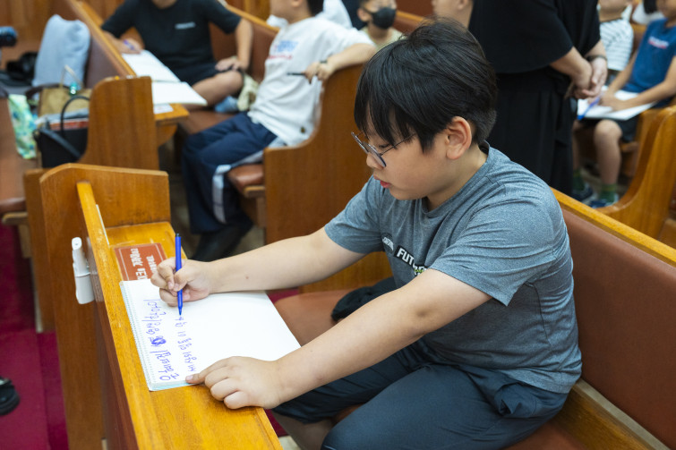 YTo1ODp7czo4OiJGaWxlTmFtZSI7czo0MDoiYzRkZWY3MjItOGNlNi00YTRiLTk1Y2ItNWMwNDY0MTY2NWMxLmpwZyI7czoxMjoiRmlsZURhdGVUaW1lIjtpOjE3NTg1OTgwMzc7czo4OiJGaWxlU2l6ZSI7aTozNDMwODY0O3M6ODoiRmlsZVR5cGUiO2k6MjtzOjg6Ik1pbWVUeXBlIjtzOjEwOiJpbWFnZS9qcGVnIjtzOjEzOiJTZWN0aW9uc0ZvdW5kIjtzOjMwOiJBTllfVEFHLCBJRkQwLCBUSFVNQk5BSUwsIEVYSUYiO3M6ODoiQ09NUFVURUQiO2E6OTp7czo0OiJodG1sIjtzOjI2OiJ3aWR0aD0iMjcwOSIgaGVpZ2h0PSIxODA2IiI7czo2OiJIZWlnaHQiO2k6MTgwNjtzOjU6IldpZHRoIjtpOjI3MDk7czo3OiJJc0NvbG9yIjtpOjE7czoxNzoiQnl0ZU9yZGVyTW90b3JvbGEiO2k6MDtzOjE1OiJBcGVydHVyZUZOdW1iZXIiO3M6NToiZi80LjAiO3M6OToiQ29weXJpZ2h0IjtzOjQ6IllBQkMiO3M6MTg6IlRodW1ibmFpbC5GaWxlVHlwZSI7aToyO3M6MTg6IlRodW1ibmFpbC5NaW1lVHlwZSI7czoxMDoiaW1hZ2UvanBlZyI7fXM6NDoiTWFrZSI7czo0OiJTT05ZIjtzOjU6Ik1vZGVsIjtzOjg6IklMQ0UtN000IjtzOjExOiJYUmVzb2x1dGlvbiI7czo1OiIyNDAvMSI7czoxMToiWVJlc29sdXRpb24iO3M6NToiMjQwLzEiO3M6MTQ6IlJlc29sdXRpb25Vbml0IjtpOjI7czo4OiJTb2Z0d2FyZSI7czo1MjoiQWRvYmUgUGhvdG9zaG9wIExpZ2h0cm9vbSBDbGFzc2ljIDE0LjEuMSAoTWFjaW50b3NoKSI7czo4OiJEYXRlVGltZSI7czoxOToiMjAyNTowOToyMyAxMjoxNzo1OSI7czo2OiJBcnRpc3QiO3M6NzoiWUFCQ19TRyI7czo5OiJDb3B5cmlnaHQiO3M6NDoiWUFCQyI7czoxNjoiRXhpZl9JRkRfUG9pbnRlciI7aToyNTQ7czo5OiJUSFVNQk5BSUwiO2E6Njp7czoxMToiQ29tcHJlc3Npb24iO2k6NjtzOjExOiJYUmVzb2x1dGlvbiI7czo0OiI3Mi8xIjtzOjExOiJZUmVzb2x1dGlvbiI7czo0OiI3Mi8xIjtzOjE0OiJSZXNvbHV0aW9uVW5pdCI7aToyO3M6MjE6IkpQRUdJbnRlcmNoYW5nZUZvcm1hdCI7aToxMDQwO3M6Mjc6IkpQRUdJbnRlcmNoYW5nZUZvcm1hdExlbmd0aCI7aToxNzQ1ODt9czoxMjoiRXhwb3N1cmVUaW1lIjtzOjU6IjEvMjAwIjtzOjc6IkZOdW1iZXIiO3M6MzoiNC8xIjtzOjE1OiJFeHBvc3VyZVByb2dyYW0iO2k6MTtzOjE1OiJJU09TcGVlZFJhdGluZ3MiO2k6MTI1MDtzOjE5OiJVbmRlZmluZWRUYWc6MHg4ODMwIjtpOjI7czoxOToiVW5kZWZpbmVkVGFnOjB4ODgzMiI7aToxMjUwO3M6MTE6IkV4aWZWZXJzaW9uIjtzOjQ6IjAyMzIiO3M6MTY6IkRhdGVUaW1lT3JpZ2luYWwiO3M6MTk6IjIwMjU6MDk6MjEgMTM6NTg6MjMiO3M6MTc6IkRhdGVUaW1lRGlnaXRpemVkIjtzOjE5OiIyMDI1OjA5OjIxIDEzOjU4OjIzIjtzOjE5OiJVbmRlZmluZWRUYWc6MHg5MDEwIjtzOjY6IiswOTowMCI7czoxOToiVW5kZWZpbmVkVGFnOjB4OTAxMSI7czo2OiIrMDk6MDAiO3M6MTk6IlVuZGVmaW5lZFRhZzoweDkwMTIiO3M6NjoiKzA5OjAwIjtzOjE3OiJTaHV0dGVyU3BlZWRWYWx1ZSI7czoxNToiNzY0Mzg1Ni8xMDAwMDAwIjtzOjEzOiJBcGVydHVyZVZhbHVlIjtzOjM6IjQvMSI7czoxNToiQnJpZ2h0bmVzc1ZhbHVlIjtzOjk6IjM3NTQvMjU2MCI7czoxNzoiRXhwb3N1cmVCaWFzVmFsdWUiO3M6NDoiMC8xMCI7czoxNjoiTWF4QXBlcnR1cmVWYWx1ZSI7czo3OiI3NjAvMjU2IjtzOjEyOiJNZXRlcmluZ01vZGUiO2k6NTtzOjExOiJMaWdodFNvdXJjZSI7aToyNTU7czo1OiJGbGFzaCI7aToxNjtzOjExOiJGb2NhbExlbmd0aCI7czo2OiI0MTAvMTAiO3M6MTg6IlN1YlNlY1RpbWVPcmlnaW5hbCI7czozOiIzNTAiO3M6MTk6IlN1YlNlY1RpbWVEaWdpdGl6ZWQiO3M6MzoiMzUwIjtzOjEwOiJDb2xvclNwYWNlIjtpOjY1NTM1O3M6MjE6IkZvY2FsUGxhbmVYUmVzb2x1dGlvbiI7czoxNDoiNjQ0NDkzMzkvMzI3NjgiO3M6MjE6IkZvY2FsUGxhbmVZUmVzb2x1dGlvbiI7czoxNDoiNjQ0NDkzMzkvMzI3NjgiO3M6MjQ6IkZvY2FsUGxhbmVSZXNvbHV0aW9uVW5pdCI7aTozO3M6MTA6IkZpbGVTb3VyY2UiO3M6MToiAyI7czo5OiJTY2VuZVR5cGUiO3M6MToiASI7czoxNDoiQ3VzdG9tUmVuZGVyZWQiO2k6MDtzOjEyOiJFeHBvc3VyZU1vZGUiO2k6MTtzOjEyOiJXaGl0ZUJhbGFuY2UiO2k6MTtzOjE2OiJEaWdpdGFsWm9vbVJhdGlvIjtzOjU6IjE2LzE2IjtzOjIxOiJGb2NhbExlbmd0aEluMzVtbUZpbG0iO2k6NDE7czoxNjoiU2NlbmVDYXB0dXJlVHlwZSI7aTowO3M6ODoiQ29udHJhc3QiO2k6MDtzOjEwOiJTYXR1cmF0aW9uIjtpOjA7czo5OiJTaGFycG5lc3MiO2k6MDtzOjE5OiJVbmRlZmluZWRUYWc6MHhBNDMyIjthOjQ6e2k6MDtzOjY6IjI0MC8xMCI7aToxO3M6NjoiNzAwLzEwIjtpOjI7czo1OiIyOC8xMCI7aTozO3M6NToiMjgvMTAiO31zOjE5OiJVbmRlZmluZWRUYWc6MHhBNDM0IjtzOjIxOiJGRSAyNC03MG1tIEYyLjggR00gSUkiO30=