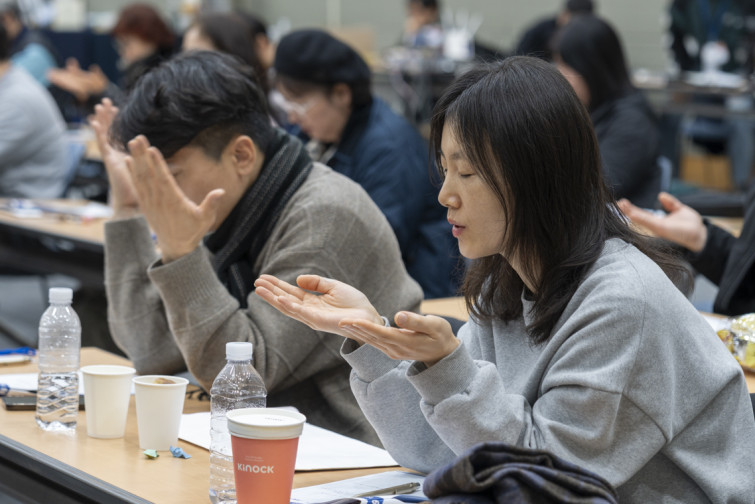 YTo1ODp7czo4OiJGaWxlTmFtZSI7czo0MDoiY2E4ZGYzYTQtNWZlMy00OWFiLWJjODYtNzcyZjJkNGFmNTc3LmpwZyI7czoxMjoiRmlsZURhdGVUaW1lIjtpOjE3NzIzNDgzNjU7czo4OiJGaWxlU2l6ZSI7aTo1OTE3MTM7czo4OiJGaWxlVHlwZSI7aToyO3M6ODoiTWltZVR5cGUiO3M6MTA6ImltYWdlL2pwZWciO3M6MTM6IlNlY3Rpb25zRm91bmQiO3M6MzA6IkFOWV9UQUcsIElGRDAsIFRIVU1CTkFJTCwgRVhJRiI7czo4OiJDT01QVVRFRCI7YTo5OntzOjQ6Imh0bWwiO3M6MjU6IndpZHRoPSIxMTM4IiBoZWlnaHQ9Ijc1OSIiO3M6NjoiSGVpZ2h0IjtpOjc1OTtzOjU6IldpZHRoIjtpOjExMzg7czo3OiJJc0NvbG9yIjtpOjE7czoxNzoiQnl0ZU9yZGVyTW90b3JvbGEiO2k6MDtzOjE1OiJBcGVydHVyZUZOdW1iZXIiO3M6NToiZi8yLjgiO3M6OToiQ29weXJpZ2h0IjtzOjQ6IllBQkMiO3M6MTg6IlRodW1ibmFpbC5GaWxlVHlwZSI7aToyO3M6MTg6IlRodW1ibmFpbC5NaW1lVHlwZSI7czoxMDoiaW1hZ2UvanBlZyI7fXM6NDoiTWFrZSI7czo0OiJTT05ZIjtzOjU6Ik1vZGVsIjtzOjg6IklMQ0UtN000IjtzOjExOiJYUmVzb2x1dGlvbiI7czo1OiIyNDAvMSI7czoxMToiWVJlc29sdXRpb24iO3M6NToiMjQwLzEiO3M6MTQ6IlJlc29sdXRpb25Vbml0IjtpOjI7czo4OiJTb2Z0d2FyZSI7czo1MDoiQWRvYmUgUGhvdG9zaG9wIExpZ2h0cm9vbSBDbGFzc2ljIDE1LjIgKE1hY2ludG9zaCkiO3M6ODoiRGF0ZVRpbWUiO3M6MTk6IjIwMjY6MDM6MDEgMTI6NDI6MjEiO3M6NjoiQXJ0aXN0IjtzOjc6IllBQkNfU0ciO3M6OToiQ29weXJpZ2h0IjtzOjQ6IllBQkMiO3M6MTY6IkV4aWZfSUZEX1BvaW50ZXIiO2k6MjUyO3M6OToiVEhVTUJOQUlMIjthOjY6e3M6MTE6IkNvbXByZXNzaW9uIjtpOjY7czoxMToiWFJlc29sdXRpb24iO3M6NDoiNzIvMSI7czoxMToiWVJlc29sdXRpb24iO3M6NDoiNzIvMSI7czoxNDoiUmVzb2x1dGlvblVuaXQiO2k6MjtzOjIxOiJKUEVHSW50ZXJjaGFuZ2VGb3JtYXQiO2k6MTAzODtzOjI3OiJKUEVHSW50ZXJjaGFuZ2VGb3JtYXRMZW5ndGgiO2k6MTYxODk7fXM6MTI6IkV4cG9zdXJlVGltZSI7czo0OiIxLzYwIjtzOjc6IkZOdW1iZXIiO3M6NToiMjgvMTAiO3M6MTU6IkV4cG9zdXJlUHJvZ3JhbSI7aToxO3M6MTU6IklTT1NwZWVkUmF0aW5ncyI7aToyNTA7czoxOToiVW5kZWZpbmVkVGFnOjB4ODgzMCI7aToyO3M6MTk6IlVuZGVmaW5lZFRhZzoweDg4MzIiO2k6MjUwO3M6MTE6IkV4aWZWZXJzaW9uIjtzOjQ6IjAyMzIiO3M6MTY6IkRhdGVUaW1lT3JpZ2luYWwiO3M6MTk6IjIwMjY6MDI6MjggMTI6MzI6MDAiO3M6MTc6IkRhdGVUaW1lRGlnaXRpemVkIjtzOjE5OiIyMDI2OjAyOjI4IDEyOjMyOjAwIjtzOjE5OiJVbmRlZmluZWRUYWc6MHg5MDEwIjtzOjY6IiswOTowMCI7czoxOToiVW5kZWZpbmVkVGFnOjB4OTAxMSI7czo2OiIrMDk6MDAiO3M6MTk6IlVuZGVmaW5lZFRhZzoweDkwMTIiO3M6NjoiKzA5OjAwIjtzOjE3OiJTaHV0dGVyU3BlZWRWYWx1ZSI7czoxNToiNTkwNjg5MS8xMDAwMDAwIjtzOjEzOiJBcGVydHVyZVZhbHVlIjtzOjE1OiIyOTcwODU0LzEwMDAwMDAiO3M6MTU6IkJyaWdodG5lc3NWYWx1ZSI7czo5OiI1NTY0LzI1NjAiO3M6MTc6IkV4cG9zdXJlQmlhc1ZhbHVlIjtzOjQ6IjAvMTAiO3M6MTY6Ik1heEFwZXJ0dXJlVmFsdWUiO3M6NzoiNzYwLzI1NiI7czoxMjoiTWV0ZXJpbmdNb2RlIjtpOjU7czoxMToiTGlnaHRTb3VyY2UiO2k6MDtzOjU6IkZsYXNoIjtpOjE2O3M6MTE6IkZvY2FsTGVuZ3RoIjtzOjY6IjcwMC8xMCI7czoxODoiU3ViU2VjVGltZU9yaWdpbmFsIjtzOjM6IjM4NyI7czoxOToiU3ViU2VjVGltZURpZ2l0aXplZCI7czozOiIzODciO3M6MTA6IkNvbG9yU3BhY2UiO2k6NjU1MzU7czoyMToiRm9jYWxQbGFuZVhSZXNvbHV0aW9uIjtzOjE0OiI2NDQ0OTMzOS8zMjc2OCI7czoyMToiRm9jYWxQbGFuZVlSZXNvbHV0aW9uIjtzOjE0OiI2NDQ0OTMzOS8zMjc2OCI7czoyNDoiRm9jYWxQbGFuZVJlc29sdXRpb25Vbml0IjtpOjM7czoxMDoiRmlsZVNvdXJjZSI7czoxOiIDIjtzOjk6IlNjZW5lVHlwZSI7czoxOiIBIjtzOjE0OiJDdXN0b21SZW5kZXJlZCI7aTowO3M6MTI6IkV4cG9zdXJlTW9kZSI7aToxO3M6MTI6IldoaXRlQmFsYW5jZSI7aTowO3M6MTY6IkRpZ2l0YWxab29tUmF0aW8iO3M6NToiMTYvMTYiO3M6MjE6IkZvY2FsTGVuZ3RoSW4zNW1tRmlsbSI7aToxMDU7czoxNjoiU2NlbmVDYXB0dXJlVHlwZSI7aTowO3M6ODoiQ29udHJhc3QiO2k6MDtzOjEwOiJTYXR1cmF0aW9uIjtpOjA7czo5OiJTaGFycG5lc3MiO2k6MDtzOjE5OiJVbmRlZmluZWRUYWc6MHhBNDMyIjthOjQ6e2k6MDtzOjY6IjI0MC8xMCI7aToxO3M6NjoiNzAwLzEwIjtpOjI7czo1OiIyOC8xMCI7aTozO3M6NToiMjgvMTAiO31zOjE5OiJVbmRlZmluZWRUYWc6MHhBNDM0IjtzOjIxOiJGRSAyNC03MG1tIEYyLjggR00gSUkiO30=