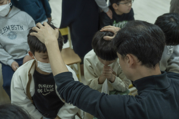 YTo1Nzp7czo4OiJGaWxlTmFtZSI7czo0MDoiY2U4ZmQ4ODQtYTg3OC00OTE3LWE2NDEtNjI5YmViNjRkM2JiLmpwZyI7czoxMjoiRmlsZURhdGVUaW1lIjtpOjE3MDIzODE4NjY7czo4OiJGaWxlU2l6ZSI7aToxOTQyNzkxO3M6ODoiRmlsZVR5cGUiO2k6MjtzOjg6Ik1pbWVUeXBlIjtzOjEwOiJpbWFnZS9qcGVnIjtzOjEzOiJTZWN0aW9uc0ZvdW5kIjtzOjMwOiJBTllfVEFHLCBJRkQwLCBUSFVNQk5BSUwsIEVYSUYiO3M6ODoiQ09NUFVURUQiO2E6MTA6e3M6NDoiaHRtbCI7czoyNjoid2lkdGg9IjI0NTMiIGhlaWdodD0iMTYzNSIiO3M6NjoiSGVpZ2h0IjtpOjE2MzU7czo1OiJXaWR0aCI7aToyNDUzO3M6NzoiSXNDb2xvciI7aToxO3M6MTc6IkJ5dGVPcmRlck1vdG9yb2xhIjtpOjA7czo4OiJDQ0RXaWR0aCI7czo0OiIxMm1tIjtzOjE1OiJBcGVydHVyZUZOdW1iZXIiO3M6NToiZi80LjAiO3M6OToiQ29weXJpZ2h0IjtzOjQ6IllBQkMiO3M6MTg6IlRodW1ibmFpbC5GaWxlVHlwZSI7aToyO3M6MTg6IlRodW1ibmFpbC5NaW1lVHlwZSI7czoxMDoiaW1hZ2UvanBlZyI7fXM6NDoiTWFrZSI7czo0OiJTT05ZIjtzOjU6Ik1vZGVsIjtzOjg6IklMQ0UtN000IjtzOjExOiJYUmVzb2x1dGlvbiI7czo1OiIyNDAvMSI7czoxMToiWVJlc29sdXRpb24iO3M6NToiMjQwLzEiO3M6MTQ6IlJlc29sdXRpb25Vbml0IjtpOjI7czo4OiJTb2Z0d2FyZSI7czo1MjoiQWRvYmUgUGhvdG9zaG9wIExpZ2h0cm9vbSBDbGFzc2ljIDEzLjAuMiAoTWFjaW50b3NoKSI7czo4OiJEYXRlVGltZSI7czoxOToiMjAyMzoxMjoxMSAxNDoyNjozMCI7czo2OiJBcnRpc3QiO3M6NzoiWUFCQ19TRyI7czoxNjoiWUNiQ3JQb3NpdGlvbmluZyI7aToyO3M6MTk6IlJlZmVyZW5jZUJsYWNrV2hpdGUiO2E6Njp7aTowO3M6MzoiMC8xIjtpOjE7czo1OiIyNTUvMSI7aToyO3M6NToiMTI4LzEiO2k6MztzOjU6IjI1NS8xIjtpOjQ7czo1OiIxMjgvMSI7aTo1O3M6NToiMjU1LzEiO31zOjk6IkNvcHlyaWdodCI7czo0OiJZQUJDIjtzOjE2OiJFeGlmX0lGRF9Qb2ludGVyIjtpOjMyNjtzOjk6IlRIVU1CTkFJTCI7YTo2OntzOjExOiJDb21wcmVzc2lvbiI7aTo2O3M6MTE6IlhSZXNvbHV0aW9uIjtzOjU6IjI0MC8xIjtzOjExOiJZUmVzb2x1dGlvbiI7czo1OiIyNDAvMSI7czoxNDoiUmVzb2x1dGlvblVuaXQiO2k6MjtzOjIxOiJKUEVHSW50ZXJjaGFuZ2VGb3JtYXQiO2k6OTk4O3M6Mjc6IkpQRUdJbnRlcmNoYW5nZUZvcm1hdExlbmd0aCI7aToxNDU5MTt9czoxMjoiRXhwb3N1cmVUaW1lIjtzOjU6IjEvMTYwIjtzOjc6IkZOdW1iZXIiO3M6MzoiNC8xIjtzOjE1OiJFeHBvc3VyZVByb2dyYW0iO2k6MTtzOjE1OiJJU09TcGVlZFJhdGluZ3MiO2k6NDAwO3M6MTE6IkV4aWZWZXJzaW9uIjtzOjQ6IjAyMjEiO3M6MTY6IkRhdGVUaW1lT3JpZ2luYWwiO3M6MTk6IjIwMjM6MTI6MTAgMTU6NTQ6NTgiO3M6MTc6IkRhdGVUaW1lRGlnaXRpemVkIjtzOjE5OiIyMDIzOjEyOjEwIDE1OjU0OjU4IjtzOjIzOiJDb21wb25lbnRzQ29uZmlndXJhdGlvbiI7czo0OiIBAgMAIjtzOjE3OiJTaHV0dGVyU3BlZWRWYWx1ZSI7czoxNToiNzMyMTkyOC8xMDAwMDAwIjtzOjEzOiJBcGVydHVyZVZhbHVlIjtzOjM6IjQvMSI7czoxNToiQnJpZ2h0bmVzc1ZhbHVlIjtzOjk6IjI4MjQvMjU2MCI7czoxNzoiRXhwb3N1cmVCaWFzVmFsdWUiO3M6NDoiMC8xMCI7czoxNjoiTWF4QXBlcnR1cmVWYWx1ZSI7czo4OiIxMDI0LzI1NiI7czoxMjoiTWV0ZXJpbmdNb2RlIjtpOjU7czoxMToiTGlnaHRTb3VyY2UiO2k6MDtzOjU6IkZsYXNoIjtpOjE2O3M6MTE6IkZvY2FsTGVuZ3RoIjtzOjY6IjQwMC8xMCI7czoxODoiU3ViU2VjVGltZU9yaWdpbmFsIjtzOjM6IjYxNCI7czoxOToiU3ViU2VjVGltZURpZ2l0aXplZCI7czozOiI2MTQiO3M6MTU6IkZsYXNoUGl4VmVyc2lvbiI7czo0OiIwMTAwIjtzOjEwOiJDb2xvclNwYWNlIjtpOjY1NTM1O3M6MTQ6IkV4aWZJbWFnZVdpZHRoIjtpOjI0NTM7czoxNToiRXhpZkltYWdlTGVuZ3RoIjtpOjE2MzU7czoyMToiRm9jYWxQbGFuZVhSZXNvbHV0aW9uIjtzOjE0OiI2NDQ0OTMzOS8zMjc2OCI7czoyMToiRm9jYWxQbGFuZVlSZXNvbHV0aW9uIjtzOjE0OiI2NDQ0OTMzOS8zMjc2OCI7czoyNDoiRm9jYWxQbGFuZVJlc29sdXRpb25Vbml0IjtpOjM7czoxMDoiRmlsZVNvdXJjZSI7czoxOiIDIjtzOjk6IlNjZW5lVHlwZSI7czoxOiIBIjtzOjE0OiJDdXN0b21SZW5kZXJlZCI7aTowO3M6MTI6IkV4cG9zdXJlTW9kZSI7aToxO3M6MTI6IldoaXRlQmFsYW5jZSI7aToxO3M6MTY6IkRpZ2l0YWxab29tUmF0aW8iO3M6NToiMTYvMTYiO3M6MjE6IkZvY2FsTGVuZ3RoSW4zNW1tRmlsbSI7aTo0MDtzOjE2OiJTY2VuZUNhcHR1cmVUeXBlIjtpOjA7czo4OiJDb250cmFzdCI7aTowO3M6MTA6IlNhdHVyYXRpb24iO2k6MDtzOjk6IlNoYXJwbmVzcyI7aTowO30=