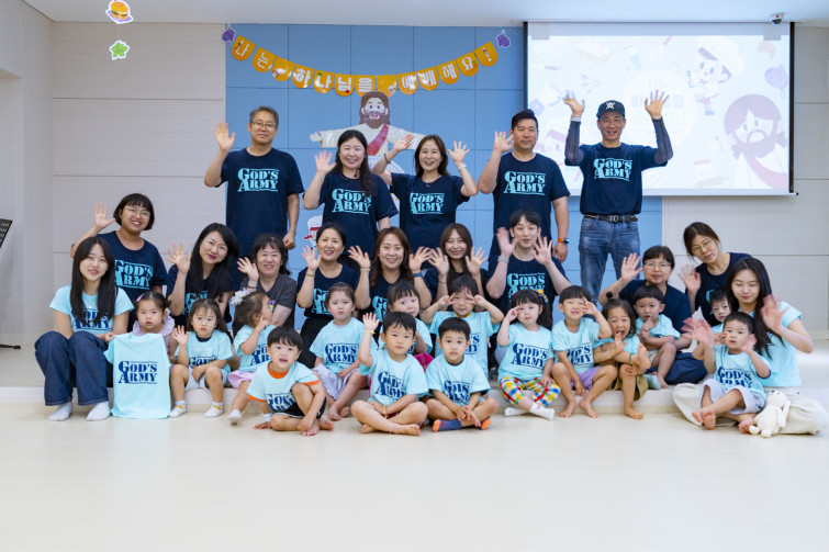 YTo1ODp7czo4OiJGaWxlTmFtZSI7czo0MDoiZDA3YTE5ZjYtZjVhNi00NTBiLThmZGItYjM4YmQzYmRlOGJiLmpwZyI7czoxMjoiRmlsZURhdGVUaW1lIjtpOjE3NTI1NDMxODg7czo4OiJGaWxlU2l6ZSI7aToxMDQ5ODIyO3M6ODoiRmlsZVR5cGUiO2k6MjtzOjg6Ik1pbWVUeXBlIjtzOjEwOiJpbWFnZS9qcGVnIjtzOjEzOiJTZWN0aW9uc0ZvdW5kIjtzOjMwOiJBTllfVEFHLCBJRkQwLCBUSFVNQk5BSUwsIEVYSUYiO3M6ODoiQ09NUFVURUQiO2E6OTp7czo0OiJodG1sIjtzOjI2OiJ3aWR0aD0iMTUwMiIgaGVpZ2h0PSIxMDAxIiI7czo2OiJIZWlnaHQiO2k6MTAwMTtzOjU6IldpZHRoIjtpOjE1MDI7czo3OiJJc0NvbG9yIjtpOjE7czoxNzoiQnl0ZU9yZGVyTW90b3JvbGEiO2k6MDtzOjE1OiJBcGVydHVyZUZOdW1iZXIiO3M6NToiZi8zLjUiO3M6OToiQ29weXJpZ2h0IjtzOjQ6IllBQkMiO3M6MTg6IlRodW1ibmFpbC5GaWxlVHlwZSI7aToyO3M6MTg6IlRodW1ibmFpbC5NaW1lVHlwZSI7czoxMDoiaW1hZ2UvanBlZyI7fXM6NDoiTWFrZSI7czo0OiJTT05ZIjtzOjU6Ik1vZGVsIjtzOjg6IklMQ0UtN000IjtzOjExOiJYUmVzb2x1dGlvbiI7czo1OiIyNDAvMSI7czoxMToiWVJlc29sdXRpb24iO3M6NToiMjQwLzEiO3M6MTQ6IlJlc29sdXRpb25Vbml0IjtpOjI7czo4OiJTb2Z0d2FyZSI7czo1MDoiQWRvYmUgUGhvdG9zaG9wIExpZ2h0cm9vbSBDbGFzc2ljIDE0LjQgKE1hY2ludG9zaCkiO3M6ODoiRGF0ZVRpbWUiO3M6MTk6IjIwMjU6MDc6MTUgMTA6Mjk6MjEiO3M6NjoiQXJ0aXN0IjtzOjc6IllBQkNfU0ciO3M6OToiQ29weXJpZ2h0IjtzOjQ6IllBQkMiO3M6MTY6IkV4aWZfSUZEX1BvaW50ZXIiO2k6MjUyO3M6OToiVEhVTUJOQUlMIjthOjY6e3M6MTE6IkNvbXByZXNzaW9uIjtpOjY7czoxMToiWFJlc29sdXRpb24iO3M6NDoiNzIvMSI7czoxMToiWVJlc29sdXRpb24iO3M6NDoiNzIvMSI7czoxNDoiUmVzb2x1dGlvblVuaXQiO2k6MjtzOjIxOiJKUEVHSW50ZXJjaGFuZ2VGb3JtYXQiO2k6MTAzODtzOjI3OiJKUEVHSW50ZXJjaGFuZ2VGb3JtYXRMZW5ndGgiO2k6MTkwNDg7fXM6MTI6IkV4cG9zdXJlVGltZSI7czo0OiIxLzYwIjtzOjc6IkZOdW1iZXIiO3M6NToiMzUvMTAiO3M6MTU6IkV4cG9zdXJlUHJvZ3JhbSI7aToxO3M6MTU6IklTT1NwZWVkUmF0aW5ncyI7aToxNjA7czoxOToiVW5kZWZpbmVkVGFnOjB4ODgzMCI7aToyO3M6MTk6IlVuZGVmaW5lZFRhZzoweDg4MzIiO2k6MTYwO3M6MTE6IkV4aWZWZXJzaW9uIjtzOjQ6IjAyMzIiO3M6MTY6IkRhdGVUaW1lT3JpZ2luYWwiO3M6MTk6IjIwMjU6MDc6MTMgMTI6Mzc6MDMiO3M6MTc6IkRhdGVUaW1lRGlnaXRpemVkIjtzOjE5OiIyMDI1OjA3OjEzIDEyOjM3OjAzIjtzOjE5OiJVbmRlZmluZWRUYWc6MHg5MDEwIjtzOjY6IiswOTowMCI7czoxOToiVW5kZWZpbmVkVGFnOjB4OTAxMSI7czo2OiIrMDk6MDAiO3M6MTk6IlVuZGVmaW5lZFRhZzoweDkwMTIiO3M6NjoiKzA5OjAwIjtzOjE3OiJTaHV0dGVyU3BlZWRWYWx1ZSI7czoxNToiNTkwNjg5MS8xMDAwMDAwIjtzOjEzOiJBcGVydHVyZVZhbHVlIjtzOjEzOiIzNjE0NzEvMTAwMDAwIjtzOjE1OiJCcmlnaHRuZXNzVmFsdWUiO3M6OToiOTg3NC8yNTYwIjtzOjE3OiJFeHBvc3VyZUJpYXNWYWx1ZSI7czo0OiIwLzEwIjtzOjE2OiJNYXhBcGVydHVyZVZhbHVlIjtzOjc6Ijc2MC8yNTYiO3M6MTI6Ik1ldGVyaW5nTW9kZSI7aTo1O3M6MTE6IkxpZ2h0U291cmNlIjtpOjA7czo1OiJGbGFzaCI7aToxMztzOjExOiJGb2NhbExlbmd0aCI7czo2OiIzMDAvMTAiO3M6MTg6IlN1YlNlY1RpbWVPcmlnaW5hbCI7czozOiIyMjkiO3M6MTk6IlN1YlNlY1RpbWVEaWdpdGl6ZWQiO3M6MzoiMjI5IjtzOjEwOiJDb2xvclNwYWNlIjtpOjY1NTM1O3M6MjE6IkZvY2FsUGxhbmVYUmVzb2x1dGlvbiI7czoxNDoiNjQ0NDkzMzkvMzI3NjgiO3M6MjE6IkZvY2FsUGxhbmVZUmVzb2x1dGlvbiI7czoxNDoiNjQ0NDkzMzkvMzI3NjgiO3M6MjQ6IkZvY2FsUGxhbmVSZXNvbHV0aW9uVW5pdCI7aTozO3M6MTA6IkZpbGVTb3VyY2UiO3M6MToiAyI7czo5OiJTY2VuZVR5cGUiO3M6MToiASI7czoxNDoiQ3VzdG9tUmVuZGVyZWQiO2k6MDtzOjEyOiJFeHBvc3VyZU1vZGUiO2k6MTtzOjEyOiJXaGl0ZUJhbGFuY2UiO2k6MTtzOjE2OiJEaWdpdGFsWm9vbVJhdGlvIjtzOjU6IjE2LzE2IjtzOjIxOiJGb2NhbExlbmd0aEluMzVtbUZpbG0iO2k6MzA7czoxNjoiU2NlbmVDYXB0dXJlVHlwZSI7aTowO3M6ODoiQ29udHJhc3QiO2k6MDtzOjEwOiJTYXR1cmF0aW9uIjtpOjA7czo5OiJTaGFycG5lc3MiO2k6MDtzOjE5OiJVbmRlZmluZWRUYWc6MHhBNDMyIjthOjQ6e2k6MDtzOjY6IjI0MC8xMCI7aToxO3M6NjoiNzAwLzEwIjtpOjI7czo1OiIyOC8xMCI7aTozO3M6NToiMjgvMTAiO31zOjE5OiJVbmRlZmluZWRUYWc6MHhBNDM0IjtzOjIxOiJGRSAyNC03MG1tIEYyLjggR00gSUkiO30=