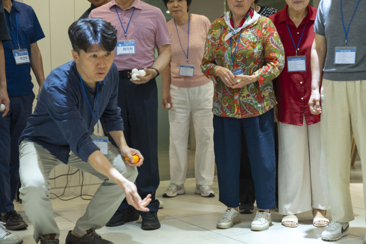 YTo1ODp7czo4OiJGaWxlTmFtZSI7czo0MDoiZDgyYTEzMzItZTk5OC00YmUxLWEyMDUtNjcxZmY2MjE0ZGMyLmpwZyI7czoxMjoiRmlsZURhdGVUaW1lIjtpOjE3NTY1NDkyMzg7czo4OiJGaWxlU2l6ZSI7aToxMzc2Mjg2O3M6ODoiRmlsZVR5cGUiO2k6MjtzOjg6Ik1pbWVUeXBlIjtzOjEwOiJpbWFnZS9qcGVnIjtzOjEzOiJTZWN0aW9uc0ZvdW5kIjtzOjMwOiJBTllfVEFHLCBJRkQwLCBUSFVNQk5BSUwsIEVYSUYiO3M6ODoiQ09NUFVURUQiO2E6OTp7czo0OiJodG1sIjtzOjI2OiJ3aWR0aD0iMTczMyIgaGVpZ2h0PSIxMTU1IiI7czo2OiJIZWlnaHQiO2k6MTE1NTtzOjU6IldpZHRoIjtpOjE3MzM7czo3OiJJc0NvbG9yIjtpOjE7czoxNzoiQnl0ZU9yZGVyTW90b3JvbGEiO2k6MDtzOjE1OiJBcGVydHVyZUZOdW1iZXIiO3M6NToiZi8yLjgiO3M6OToiQ29weXJpZ2h0IjtzOjQ6IllBQkMiO3M6MTg6IlRodW1ibmFpbC5GaWxlVHlwZSI7aToyO3M6MTg6IlRodW1ibmFpbC5NaW1lVHlwZSI7czoxMDoiaW1hZ2UvanBlZyI7fXM6NDoiTWFrZSI7czo0OiJTT05ZIjtzOjU6Ik1vZGVsIjtzOjg6IklMQ0UtN000IjtzOjExOiJYUmVzb2x1dGlvbiI7czo1OiIyNDAvMSI7czoxMToiWVJlc29sdXRpb24iO3M6NToiMjQwLzEiO3M6MTQ6IlJlc29sdXRpb25Vbml0IjtpOjI7czo4OiJTb2Z0d2FyZSI7czo1MjoiQWRvYmUgUGhvdG9zaG9wIExpZ2h0cm9vbSBDbGFzc2ljIDE0LjUuMSAoTWFjaW50b3NoKSI7czo4OiJEYXRlVGltZSI7czoxOToiMjAyNTowODozMCAxOToxNjowNyI7czo2OiJBcnRpc3QiO3M6NzoiWUFCQ19TRyI7czo5OiJDb3B5cmlnaHQiO3M6NDoiWUFCQyI7czoxNjoiRXhpZl9JRkRfUG9pbnRlciI7aToyNTQ7czo5OiJUSFVNQk5BSUwiO2E6Njp7czoxMToiQ29tcHJlc3Npb24iO2k6NjtzOjExOiJYUmVzb2x1dGlvbiI7czo0OiI3Mi8xIjtzOjExOiJZUmVzb2x1dGlvbiI7czo0OiI3Mi8xIjtzOjE0OiJSZXNvbHV0aW9uVW5pdCI7aToyO3M6MjE6IkpQRUdJbnRlcmNoYW5nZUZvcm1hdCI7aToxMDQwO3M6Mjc6IkpQRUdJbnRlcmNoYW5nZUZvcm1hdExlbmd0aCI7aToxNzYxMDt9czoxMjoiRXhwb3N1cmVUaW1lIjtzOjQ6IjEvNjAiO3M6NzoiRk51bWJlciI7czo1OiIyOC8xMCI7czoxNToiRXhwb3N1cmVQcm9ncmFtIjtpOjE7czoxNToiSVNPU3BlZWRSYXRpbmdzIjtpOjEyNTtzOjE5OiJVbmRlZmluZWRUYWc6MHg4ODMwIjtpOjI7czoxOToiVW5kZWZpbmVkVGFnOjB4ODgzMiI7aToxMjU7czoxMToiRXhpZlZlcnNpb24iO3M6NDoiMDIzMiI7czoxNjoiRGF0ZVRpbWVPcmlnaW5hbCI7czoxOToiMjAyNTowODozMCAxNjowMzo0OCI7czoxNzoiRGF0ZVRpbWVEaWdpdGl6ZWQiO3M6MTk6IjIwMjU6MDg6MzAgMTY6MDM6NDgiO3M6MTk6IlVuZGVmaW5lZFRhZzoweDkwMTAiO3M6NjoiKzA5OjAwIjtzOjE5OiJVbmRlZmluZWRUYWc6MHg5MDExIjtzOjY6IiswOTowMCI7czoxOToiVW5kZWZpbmVkVGFnOjB4OTAxMiI7czo2OiIrMDk6MDAiO3M6MTc6IlNodXR0ZXJTcGVlZFZhbHVlIjtzOjE1OiI1OTA2ODkxLzEwMDAwMDAiO3M6MTM6IkFwZXJ0dXJlVmFsdWUiO3M6MTU6IjI5NzA4NTQvMTAwMDAwMCI7czoxNToiQnJpZ2h0bmVzc1ZhbHVlIjtzOjk6IjQyNTQvMjU2MCI7czoxNzoiRXhwb3N1cmVCaWFzVmFsdWUiO3M6NDoiMC8xMCI7czoxNjoiTWF4QXBlcnR1cmVWYWx1ZSI7czo3OiI3NjAvMjU2IjtzOjEyOiJNZXRlcmluZ01vZGUiO2k6NTtzOjExOiJMaWdodFNvdXJjZSI7aTowO3M6NToiRmxhc2giO2k6MTM7czoxMToiRm9jYWxMZW5ndGgiO3M6NjoiNTgwLzEwIjtzOjE4OiJTdWJTZWNUaW1lT3JpZ2luYWwiO3M6MzoiNTEyIjtzOjE5OiJTdWJTZWNUaW1lRGlnaXRpemVkIjtzOjM6IjUxMiI7czoxMDoiQ29sb3JTcGFjZSI7aTo2NTUzNTtzOjIxOiJGb2NhbFBsYW5lWFJlc29sdXRpb24iO3M6MTQ6IjY0NDQ5MzM5LzMyNzY4IjtzOjIxOiJGb2NhbFBsYW5lWVJlc29sdXRpb24iO3M6MTQ6IjY0NDQ5MzM5LzMyNzY4IjtzOjI0OiJGb2NhbFBsYW5lUmVzb2x1dGlvblVuaXQiO2k6MztzOjEwOiJGaWxlU291cmNlIjtzOjE6IgMiO3M6OToiU2NlbmVUeXBlIjtzOjE6IgEiO3M6MTQ6IkN1c3RvbVJlbmRlcmVkIjtpOjA7czoxMjoiRXhwb3N1cmVNb2RlIjtpOjE7czoxMjoiV2hpdGVCYWxhbmNlIjtpOjE7czoxNjoiRGlnaXRhbFpvb21SYXRpbyI7czo1OiIxNi8xNiI7czoyMToiRm9jYWxMZW5ndGhJbjM1bW1GaWxtIjtpOjU4O3M6MTY6IlNjZW5lQ2FwdHVyZVR5cGUiO2k6MDtzOjg6IkNvbnRyYXN0IjtpOjA7czoxMDoiU2F0dXJhdGlvbiI7aTowO3M6OToiU2hhcnBuZXNzIjtpOjA7czoxOToiVW5kZWZpbmVkVGFnOjB4QTQzMiI7YTo0OntpOjA7czo2OiIyNDAvMTAiO2k6MTtzOjY6IjcwMC8xMCI7aToyO3M6NToiMjgvMTAiO2k6MztzOjU6IjI4LzEwIjt9czoxOToiVW5kZWZpbmVkVGFnOjB4QTQzNCI7czoyMToiRkUgMjQtNzBtbSBGMi44IEdNIElJIjt9