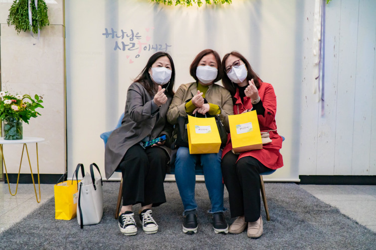 YTo1Mzp7czo4OiJGaWxlTmFtZSI7czo0MDoiZDllNjIwNzktNzQ0ZC00ZWU2LWFlMjEtMzI4ZDc5MzBjOGRlLmpwZyI7czoxMjoiRmlsZURhdGVUaW1lIjtpOjE2MzcwNDY5OTM7czo4OiJGaWxlU2l6ZSI7aToxNTMxMDA0O3M6ODoiRmlsZVR5cGUiO2k6MjtzOjg6Ik1pbWVUeXBlIjtzOjEwOiJpbWFnZS9qcGVnIjtzOjEzOiJTZWN0aW9uc0ZvdW5kIjtzOjMwOiJBTllfVEFHLCBJRkQwLCBUSFVNQk5BSUwsIEVYSUYiO3M6ODoiQ09NUFVURUQiO2E6OTp7czo0OiJodG1sIjtzOjI2OiJ3aWR0aD0iMjIwNiIgaGVpZ2h0PSIxNDcxIiI7czo2OiJIZWlnaHQiO2k6MTQ3MTtzOjU6IldpZHRoIjtpOjIyMDY7czo3OiJJc0NvbG9yIjtpOjE7czoxNzoiQnl0ZU9yZGVyTW90b3JvbGEiO2k6MDtzOjg6IkNDRFdpZHRoIjtzOjM6IjhtbSI7czoxNToiQXBlcnR1cmVGTnVtYmVyIjtzOjU6ImYvNC4wIjtzOjE4OiJUaHVtYm5haWwuRmlsZVR5cGUiO2k6MjtzOjE4OiJUaHVtYm5haWwuTWltZVR5cGUiO3M6MTA6ImltYWdlL2pwZWciO31zOjQ6Ik1ha2UiO3M6NDoiU09OWSI7czo1OiJNb2RlbCI7czo5OiJJTENFLTY1MDAiO3M6MTE6IlhSZXNvbHV0aW9uIjtzOjU6IjI0MC8xIjtzOjExOiJZUmVzb2x1dGlvbiI7czo1OiIyNDAvMSI7czoxNDoiUmVzb2x1dGlvblVuaXQiO2k6MjtzOjg6IlNvZnR3YXJlIjtzOjQ4OiJBZG9iZSBQaG90b3Nob3AgTGlnaHRyb29tIENsYXNzaWMgMTEuMCAoV2luZG93cykiO3M6ODoiRGF0ZVRpbWUiO3M6MTk6IjIwMjE6MTE6MTYgMTE6Mjg6NDYiO3M6MTY6IllDYkNyUG9zaXRpb25pbmciO2k6MjtzOjE5OiJSZWZlcmVuY2VCbGFja1doaXRlIjthOjY6e2k6MDtzOjM6IjAvMSI7aToxO3M6NToiMjU1LzEiO2k6MjtzOjU6IjEyOC8xIjtpOjM7czo1OiIyNTUvMSI7aTo0O3M6NToiMTI4LzEiO2k6NTtzOjU6IjI1NS8xIjt9czoxNjoiRXhpZl9JRkRfUG9pbnRlciI7aToyODQ7czo5OiJUSFVNQk5BSUwiO2E6Njp7czoxMToiQ29tcHJlc3Npb24iO2k6NjtzOjExOiJYUmVzb2x1dGlvbiI7czo1OiIyNDAvMSI7czoxMToiWVJlc29sdXRpb24iO3M6NToiMjQwLzEiO3M6MTQ6IlJlc29sdXRpb25Vbml0IjtpOjI7czoyMToiSlBFR0ludGVyY2hhbmdlRm9ybWF0IjtpOjkzMjtzOjI3OiJKUEVHSW50ZXJjaGFuZ2VGb3JtYXRMZW5ndGgiO2k6MTY4NTk7fXM6MTI6IkV4cG9zdXJlVGltZSI7czo1OiIxLzE2MCI7czo3OiJGTnVtYmVyIjtzOjM6IjQvMSI7czoxNToiRXhwb3N1cmVQcm9ncmFtIjtpOjI7czoxNToiSVNPU3BlZWRSYXRpbmdzIjtpOjE2MDA7czoxMToiRXhpZlZlcnNpb24iO3M6NDoiMDIyMSI7czoxNjoiRGF0ZVRpbWVPcmlnaW5hbCI7czoxOToiMjAyMToxMTowNyAxMToyOTowMCI7czoxNzoiRGF0ZVRpbWVEaWdpdGl6ZWQiO3M6MTk6IjIwMjE6MTE6MDcgMTE6Mjk6MDAiO3M6MjM6IkNvbXBvbmVudHNDb25maWd1cmF0aW9uIjtzOjQ6IgECAwAiO3M6MTc6IlNodXR0ZXJTcGVlZFZhbHVlIjtzOjE1OiI3MzIxOTI4LzEwMDAwMDAiO3M6MTM6IkFwZXJ0dXJlVmFsdWUiO3M6MzoiNC8xIjtzOjE1OiJCcmlnaHRuZXNzVmFsdWUiO3M6OToiNjczNC8yNTYwIjtzOjE3OiJFeHBvc3VyZUJpYXNWYWx1ZSI7czo0OiIwLzEwIjtzOjE2OiJNYXhBcGVydHVyZVZhbHVlIjtzOjg6IjEwMjQvMjU2IjtzOjEyOiJNZXRlcmluZ01vZGUiO2k6NTtzOjExOiJMaWdodFNvdXJjZSI7aTowO3M6NToiRmxhc2giO2k6MjQ7czoxMToiRm9jYWxMZW5ndGgiO3M6NjoiMTgwLzEwIjtzOjE1OiJGbGFzaFBpeFZlcnNpb24iO3M6NDoiMDEwMCI7czoxMDoiQ29sb3JTcGFjZSI7aToxO3M6MTQ6IkV4aWZJbWFnZVdpZHRoIjtpOjIyMDY7czoxNToiRXhpZkltYWdlTGVuZ3RoIjtpOjE0NzE7czoyMToiRm9jYWxQbGFuZVhSZXNvbHV0aW9uIjtzOjE0OiI4MzY2Mjk3OS8zMjc2OCI7czoyMToiRm9jYWxQbGFuZVlSZXNvbHV0aW9uIjtzOjE0OiI4MzY2Mjk3OS8zMjc2OCI7czoyNDoiRm9jYWxQbGFuZVJlc29sdXRpb25Vbml0IjtpOjM7czoxMDoiRmlsZVNvdXJjZSI7czoxOiIDIjtzOjk6IlNjZW5lVHlwZSI7czoxOiIBIjtzOjE0OiJDdXN0b21SZW5kZXJlZCI7aTowO3M6MTI6IkV4cG9zdXJlTW9kZSI7aTowO3M6MTI6IldoaXRlQmFsYW5jZSI7aTowO3M6MTY6IkRpZ2l0YWxab29tUmF0aW8iO3M6NToiMTYvMTYiO3M6MjE6IkZvY2FsTGVuZ3RoSW4zNW1tRmlsbSI7aToyNztzOjE2OiJTY2VuZUNhcHR1cmVUeXBlIjtpOjA7czo4OiJDb250cmFzdCI7aTowO3M6MTA6IlNhdHVyYXRpb24iO2k6MDtzOjk6IlNoYXJwbmVzcyI7aTowO30=