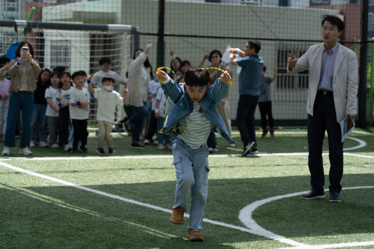 YTo1Njp7czo4OiJGaWxlTmFtZSI7czo0MDoiZGRmZGM0ZGUtMmVmMC00MzI0LWEzYTItMmU2MjZjNTA4NDhiLmpwZyI7czoxMjoiRmlsZURhdGVUaW1lIjtpOjE3MTUzMjQzNDU7czo4OiJGaWxlU2l6ZSI7aToyMzEyNjc3O3M6ODoiRmlsZVR5cGUiO2k6MjtzOjg6Ik1pbWVUeXBlIjtzOjEwOiJpbWFnZS9qcGVnIjtzOjEzOiJTZWN0aW9uc0ZvdW5kIjtzOjMwOiJBTllfVEFHLCBJRkQwLCBUSFVNQk5BSUwsIEVYSUYiO3M6ODoiQ09NUFVURUQiO2E6ODp7czo0OiJodG1sIjtzOjI2OiJ3aWR0aD0iNzAwOCIgaGVpZ2h0PSI0NjcyIiI7czo2OiJIZWlnaHQiO2k6NDY3MjtzOjU6IldpZHRoIjtpOjcwMDg7czo3OiJJc0NvbG9yIjtpOjE7czoxNzoiQnl0ZU9yZGVyTW90b3JvbGEiO2k6MDtzOjE1OiJBcGVydHVyZUZOdW1iZXIiO3M6NToiZi80LjAiO3M6MTg6IlRodW1ibmFpbC5GaWxlVHlwZSI7aToyO3M6MTg6IlRodW1ibmFpbC5NaW1lVHlwZSI7czoxMDoiaW1hZ2UvanBlZyI7fXM6NDoiTWFrZSI7czo0OiJTT05ZIjtzOjU6Ik1vZGVsIjtzOjg6IklMQ0UtN000IjtzOjExOiJYUmVzb2x1dGlvbiI7czo1OiIyNDAvMSI7czoxMToiWVJlc29sdXRpb24iO3M6NToiMjQwLzEiO3M6MTQ6IlJlc29sdXRpb25Vbml0IjtpOjI7czo4OiJTb2Z0d2FyZSI7czo1MDoiQWRvYmUgUGhvdG9zaG9wIExpZ2h0cm9vbSBDbGFzc2ljIDEzLjAuMiAoV2luZG93cykiO3M6ODoiRGF0ZVRpbWUiO3M6MTk6IjIwMjQ6MDU6MDggMTM6Mjc6NDMiO3M6MTY6IkV4aWZfSUZEX1BvaW50ZXIiO2k6MjE0O3M6OToiVEhVTUJOQUlMIjthOjY6e3M6MTE6IkNvbXByZXNzaW9uIjtpOjY7czoxMToiWFJlc29sdXRpb24iO3M6NDoiNzIvMSI7czoxMToiWVJlc29sdXRpb24iO3M6NDoiNzIvMSI7czoxNDoiUmVzb2x1dGlvblVuaXQiO2k6MjtzOjIxOiJKUEVHSW50ZXJjaGFuZ2VGb3JtYXQiO2k6MTAwMDtzOjI3OiJKUEVHSW50ZXJjaGFuZ2VGb3JtYXRMZW5ndGgiO2k6MTU2NDU7fXM6MTI6IkV4cG9zdXJlVGltZSI7czo1OiIxLzY0MCI7czo3OiJGTnVtYmVyIjtzOjM6IjQvMSI7czoxNToiRXhwb3N1cmVQcm9ncmFtIjtpOjE7czoxNToiSVNPU3BlZWRSYXRpbmdzIjtpOjEwMDtzOjE5OiJVbmRlZmluZWRUYWc6MHg4ODMwIjtpOjI7czoxOToiVW5kZWZpbmVkVGFnOjB4ODgzMiI7aToxMDA7czoxMToiRXhpZlZlcnNpb24iO3M6NDoiMDIzMiI7czoxNjoiRGF0ZVRpbWVPcmlnaW5hbCI7czoxOToiMjAyNDowNDoyOCAxMjo0ODo1NyI7czoxNzoiRGF0ZVRpbWVEaWdpdGl6ZWQiO3M6MTk6IjIwMjQ6MDQ6MjggMTI6NDg6NTciO3M6MTk6IlVuZGVmaW5lZFRhZzoweDkwMTAiO3M6NjoiKzA5OjAwIjtzOjE5OiJVbmRlZmluZWRUYWc6MHg5MDExIjtzOjY6IiswOTowMCI7czoxOToiVW5kZWZpbmVkVGFnOjB4OTAxMiI7czo2OiIrMDk6MDAiO3M6MTc6IlNodXR0ZXJTcGVlZFZhbHVlIjtzOjE1OiI5MzIxOTI4LzEwMDAwMDAiO3M6MTM6IkFwZXJ0dXJlVmFsdWUiO3M6MzoiNC8xIjtzOjE1OiJCcmlnaHRuZXNzVmFsdWUiO3M6MTA6IjIwODU0LzI1NjAiO3M6MTc6IkV4cG9zdXJlQmlhc1ZhbHVlIjtzOjQ6IjAvMTAiO3M6MTY6Ik1heEFwZXJ0dXJlVmFsdWUiO3M6ODoiMTAyNC8yNTYiO3M6MTI6Ik1ldGVyaW5nTW9kZSI7aTo1O3M6MTE6IkxpZ2h0U291cmNlIjtpOjA7czo1OiJGbGFzaCI7aToxNjtzOjExOiJGb2NhbExlbmd0aCI7czo2OiI5NzAvMTAiO3M6MTg6IlN1YlNlY1RpbWVPcmlnaW5hbCI7czozOiIxMDgiO3M6MTk6IlN1YlNlY1RpbWVEaWdpdGl6ZWQiO3M6MzoiMTA4IjtzOjEwOiJDb2xvclNwYWNlIjtpOjE7czoyMToiRm9jYWxQbGFuZVhSZXNvbHV0aW9uIjtzOjE0OiI2NDQ0OTMzOS8zMjc2OCI7czoyMToiRm9jYWxQbGFuZVlSZXNvbHV0aW9uIjtzOjE0OiI2NDQ0OTMzOS8zMjc2OCI7czoyNDoiRm9jYWxQbGFuZVJlc29sdXRpb25Vbml0IjtpOjM7czoxMDoiRmlsZVNvdXJjZSI7czoxOiIDIjtzOjk6IlNjZW5lVHlwZSI7czoxOiIBIjtzOjE0OiJDdXN0b21SZW5kZXJlZCI7aTowO3M6MTI6IkV4cG9zdXJlTW9kZSI7aToxO3M6MTI6IldoaXRlQmFsYW5jZSI7aToxO3M6MTY6IkRpZ2l0YWxab29tUmF0aW8iO3M6NToiMTYvMTYiO3M6MjE6IkZvY2FsTGVuZ3RoSW4zNW1tRmlsbSI7aTo5NztzOjE2OiJTY2VuZUNhcHR1cmVUeXBlIjtpOjA7czo4OiJDb250cmFzdCI7aTowO3M6MTA6IlNhdHVyYXRpb24iO2k6MDtzOjk6IlNoYXJwbmVzcyI7aTowO3M6MTk6IlVuZGVmaW5lZFRhZzoweEE0MzIiO2E6NDp7aTowO3M6NjoiMjQwLzEwIjtpOjE7czo3OiIxMDUwLzEwIjtpOjI7czo1OiI0MC8xMCI7aTozO3M6NToiNDAvMTAiO31zOjE5OiJVbmRlZmluZWRUYWc6MHhBNDM0IjtzOjIwOiJGRSAyNC0xMDVtbSBGNCBHIE9TUyI7fQ==