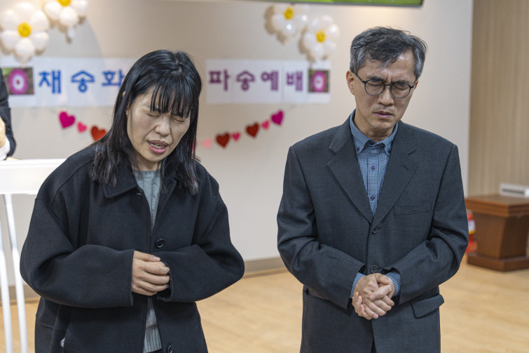 YTo1ODp7czo4OiJGaWxlTmFtZSI7czo0MDoiZTAxY2VkNWYtYWU5YS00MGY4LTlkZWMtOWY0MGUxNjlmMzIxLmpwZyI7czoxMjoiRmlsZURhdGVUaW1lIjtpOjE3NDM0NzUzMTA7czo4OiJGaWxlU2l6ZSI7aToxNTM0NzIzO3M6ODoiRmlsZVR5cGUiO2k6MjtzOjg6Ik1pbWVUeXBlIjtzOjEwOiJpbWFnZS9qcGVnIjtzOjEzOiJTZWN0aW9uc0ZvdW5kIjtzOjMwOiJBTllfVEFHLCBJRkQwLCBUSFVNQk5BSUwsIEVYSUYiO3M6ODoiQ09NUFVURUQiO2E6OTp7czo0OiJodG1sIjtzOjI2OiJ3aWR0aD0iMTUxNiIgaGVpZ2h0PSIxMDExIiI7czo2OiJIZWlnaHQiO2k6MTAxMTtzOjU6IldpZHRoIjtpOjE1MTY7czo3OiJJc0NvbG9yIjtpOjE7czoxNzoiQnl0ZU9yZGVyTW90b3JvbGEiO2k6MDtzOjE1OiJBcGVydHVyZUZOdW1iZXIiO3M6NToiZi8yLjgiO3M6OToiQ29weXJpZ2h0IjtzOjQ6IllBQkMiO3M6MTg6IlRodW1ibmFpbC5GaWxlVHlwZSI7aToyO3M6MTg6IlRodW1ibmFpbC5NaW1lVHlwZSI7czoxMDoiaW1hZ2UvanBlZyI7fXM6NDoiTWFrZSI7czo0OiJTT05ZIjtzOjU6Ik1vZGVsIjtzOjg6IklMQ0UtN000IjtzOjExOiJYUmVzb2x1dGlvbiI7czo1OiIyNDAvMSI7czoxMToiWVJlc29sdXRpb24iO3M6NToiMjQwLzEiO3M6MTQ6IlJlc29sdXRpb25Vbml0IjtpOjI7czo4OiJTb2Z0d2FyZSI7czo1MDoiQWRvYmUgUGhvdG9zaG9wIExpZ2h0cm9vbSBDbGFzc2ljIDE0LjIgKE1hY2ludG9zaCkiO3M6ODoiRGF0ZVRpbWUiO3M6MTk6IjIwMjU6MDQ6MDEgMTE6MzY6MzgiO3M6NjoiQXJ0aXN0IjtzOjc6IllBQkNfU0ciO3M6OToiQ29weXJpZ2h0IjtzOjQ6IllBQkMiO3M6MTY6IkV4aWZfSUZEX1BvaW50ZXIiO2k6MjUyO3M6OToiVEhVTUJOQUlMIjthOjY6e3M6MTE6IkNvbXByZXNzaW9uIjtpOjY7czoxMToiWFJlc29sdXRpb24iO3M6NDoiNzIvMSI7czoxMToiWVJlc29sdXRpb24iO3M6NDoiNzIvMSI7czoxNDoiUmVzb2x1dGlvblVuaXQiO2k6MjtzOjIxOiJKUEVHSW50ZXJjaGFuZ2VGb3JtYXQiO2k6MTAzODtzOjI3OiJKUEVHSW50ZXJjaGFuZ2VGb3JtYXRMZW5ndGgiO2k6MTM2ODg7fXM6MTI6IkV4cG9zdXJlVGltZSI7czo1OiIxLzEwMCI7czo3OiJGTnVtYmVyIjtzOjU6IjI4LzEwIjtzOjE1OiJFeHBvc3VyZVByb2dyYW0iO2k6MTtzOjE1OiJJU09TcGVlZFJhdGluZ3MiO2k6NDAwO3M6MTk6IlVuZGVmaW5lZFRhZzoweDg4MzAiO2k6MjtzOjE5OiJVbmRlZmluZWRUYWc6MHg4ODMyIjtpOjQwMDtzOjExOiJFeGlmVmVyc2lvbiI7czo0OiIwMjMyIjtzOjE2OiJEYXRlVGltZU9yaWdpbmFsIjtzOjE5OiIyMDI1OjAzOjIyIDEzOjM5OjMwIjtzOjE3OiJEYXRlVGltZURpZ2l0aXplZCI7czoxOToiMjAyNTowMzoyMiAxMzozOTozMCI7czoxOToiVW5kZWZpbmVkVGFnOjB4OTAxMCI7czo2OiIrMDk6MDAiO3M6MTk6IlVuZGVmaW5lZFRhZzoweDkwMTEiO3M6NjoiKzA5OjAwIjtzOjE5OiJVbmRlZmluZWRUYWc6MHg5MDEyIjtzOjY6IiswOTowMCI7czoxNzoiU2h1dHRlclNwZWVkVmFsdWUiO3M6MTU6IjY2NDM4NTYvMTAwMDAwMCI7czoxMzoiQXBlcnR1cmVWYWx1ZSI7czoxNToiMjk3MDg1NC8xMDAwMDAwIjtzOjE1OiJCcmlnaHRuZXNzVmFsdWUiO3M6OToiNTA3NC8yNTYwIjtzOjE3OiJFeHBvc3VyZUJpYXNWYWx1ZSI7czo0OiIwLzEwIjtzOjE2OiJNYXhBcGVydHVyZVZhbHVlIjtzOjc6Ijc2MC8yNTYiO3M6MTI6Ik1ldGVyaW5nTW9kZSI7aTo1O3M6MTE6IkxpZ2h0U291cmNlIjtpOjA7czo1OiJGbGFzaCI7aToxMztzOjExOiJGb2NhbExlbmd0aCI7czo2OiI1OTAvMTAiO3M6MTg6IlN1YlNlY1RpbWVPcmlnaW5hbCI7czozOiIzMzciO3M6MTk6IlN1YlNlY1RpbWVEaWdpdGl6ZWQiO3M6MzoiMzM3IjtzOjEwOiJDb2xvclNwYWNlIjtpOjY1NTM1O3M6MjE6IkZvY2FsUGxhbmVYUmVzb2x1dGlvbiI7czoxNDoiNjQ0NDkzMzkvMzI3NjgiO3M6MjE6IkZvY2FsUGxhbmVZUmVzb2x1dGlvbiI7czoxNDoiNjQ0NDkzMzkvMzI3NjgiO3M6MjQ6IkZvY2FsUGxhbmVSZXNvbHV0aW9uVW5pdCI7aTozO3M6MTA6IkZpbGVTb3VyY2UiO3M6MToiAyI7czo5OiJTY2VuZVR5cGUiO3M6MToiASI7czoxNDoiQ3VzdG9tUmVuZGVyZWQiO2k6MDtzOjEyOiJFeHBvc3VyZU1vZGUiO2k6MTtzOjEyOiJXaGl0ZUJhbGFuY2UiO2k6MDtzOjE2OiJEaWdpdGFsWm9vbVJhdGlvIjtzOjU6IjE2LzE2IjtzOjIxOiJGb2NhbExlbmd0aEluMzVtbUZpbG0iO2k6NTk7czoxNjoiU2NlbmVDYXB0dXJlVHlwZSI7aTowO3M6ODoiQ29udHJhc3QiO2k6MDtzOjEwOiJTYXR1cmF0aW9uIjtpOjA7czo5OiJTaGFycG5lc3MiO2k6MDtzOjE5OiJVbmRlZmluZWRUYWc6MHhBNDMyIjthOjQ6e2k6MDtzOjY6IjI0MC8xMCI7aToxO3M6NjoiNzAwLzEwIjtpOjI7czo1OiIyOC8xMCI7aTozO3M6NToiMjgvMTAiO31zOjE5OiJVbmRlZmluZWRUYWc6MHhBNDM0IjtzOjIxOiJGRSAyNC03MG1tIEYyLjggR00gSUkiO30=