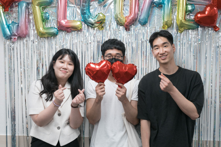 YTo1NTp7czo4OiJGaWxlTmFtZSI7czo0MDoiZTA1MDFiNjUtOGQyMy00ODQxLTgzNjEtOTU3MTQ0OWQ4MDExLmpwZyI7czoxMjoiRmlsZURhdGVUaW1lIjtpOjE2ODgyODA4Mzc7czo4OiJGaWxlU2l6ZSI7aToyMTM4NzM4O3M6ODoiRmlsZVR5cGUiO2k6MjtzOjg6Ik1pbWVUeXBlIjtzOjEwOiJpbWFnZS9qcGVnIjtzOjEzOiJTZWN0aW9uc0ZvdW5kIjtzOjMwOiJBTllfVEFHLCBJRkQwLCBUSFVNQk5BSUwsIEVYSUYiO3M6ODoiQ09NUFVURUQiO2E6OTp7czo0OiJodG1sIjtzOjI2OiJ3aWR0aD0iMjEwMiIgaGVpZ2h0PSIxNDAyIiI7czo2OiJIZWlnaHQiO2k6MTQwMjtzOjU6IldpZHRoIjtpOjIxMDI7czo3OiJJc0NvbG9yIjtpOjE7czoxNzoiQnl0ZU9yZGVyTW90b3JvbGEiO2k6MDtzOjg6IkNDRFdpZHRoIjtzOjQ6IjEwbW0iO3M6MTU6IkFwZXJ0dXJlRk51bWJlciI7czo1OiJmLzQuMCI7czoxODoiVGh1bWJuYWlsLkZpbGVUeXBlIjtpOjI7czoxODoiVGh1bWJuYWlsLk1pbWVUeXBlIjtzOjEwOiJpbWFnZS9qcGVnIjt9czo0OiJNYWtlIjtzOjQ6IlNPTlkiO3M6NToiTW9kZWwiO3M6ODoiSUxDRS03TTQiO3M6MTE6IlhSZXNvbHV0aW9uIjtzOjU6IjI0MC8xIjtzOjExOiJZUmVzb2x1dGlvbiI7czo1OiIyNDAvMSI7czoxNDoiUmVzb2x1dGlvblVuaXQiO2k6MjtzOjg6IlNvZnR3YXJlIjtzOjUwOiJBZG9iZSBQaG90b3Nob3AgTGlnaHRyb29tIENsYXNzaWMgMTIuNCAoTWFjaW50b3NoKSI7czo4OiJEYXRlVGltZSI7czoxOToiMjAyMzowNjoyOSAxMTowMjozMCI7czoxNjoiWUNiQ3JQb3NpdGlvbmluZyI7aToyO3M6MTk6IlJlZmVyZW5jZUJsYWNrV2hpdGUiO2E6Njp7aTowO3M6MzoiMC8xIjtpOjE7czo1OiIyNTUvMSI7aToyO3M6NToiMTI4LzEiO2k6MztzOjU6IjI1NS8xIjtpOjQ7czo1OiIxMjgvMSI7aTo1O3M6NToiMjU1LzEiO31zOjE2OiJFeGlmX0lGRF9Qb2ludGVyIjtpOjI4NjtzOjk6IlRIVU1CTkFJTCI7YTo2OntzOjExOiJDb21wcmVzc2lvbiI7aTo2O3M6MTE6IlhSZXNvbHV0aW9uIjtzOjU6IjI0MC8xIjtzOjExOiJZUmVzb2x1dGlvbiI7czo1OiIyNDAvMSI7czoxNDoiUmVzb2x1dGlvblVuaXQiO2k6MjtzOjIxOiJKUEVHSW50ZXJjaGFuZ2VGb3JtYXQiO2k6OTU4O3M6Mjc6IkpQRUdJbnRlcmNoYW5nZUZvcm1hdExlbmd0aCI7aToxOTAwMTt9czoxMjoiRXhwb3N1cmVUaW1lIjtzOjU6IjEvMTAwIjtzOjc6IkZOdW1iZXIiO3M6MzoiNC8xIjtzOjE1OiJFeHBvc3VyZVByb2dyYW0iO2k6MTtzOjE1OiJJU09TcGVlZFJhdGluZ3MiO2k6NTAwO3M6MTE6IkV4aWZWZXJzaW9uIjtzOjQ6IjAyMjEiO3M6MTY6IkRhdGVUaW1lT3JpZ2luYWwiO3M6MTk6IjIwMjM6MDY6MjUgMTY6Mzc6MzMiO3M6MTc6IkRhdGVUaW1lRGlnaXRpemVkIjtzOjE5OiIyMDIzOjA2OjI1IDE2OjM3OjMzIjtzOjIzOiJDb21wb25lbnRzQ29uZmlndXJhdGlvbiI7czo0OiIBAgMAIjtzOjE3OiJTaHV0dGVyU3BlZWRWYWx1ZSI7czoxNToiNjY0Mzg1Ni8xMDAwMDAwIjtzOjEzOiJBcGVydHVyZVZhbHVlIjtzOjM6IjQvMSI7czoxNToiQnJpZ2h0bmVzc1ZhbHVlIjtzOjEwOiIxMDA4NC8yNTYwIjtzOjE3OiJFeHBvc3VyZUJpYXNWYWx1ZSI7czo0OiIwLzEwIjtzOjE2OiJNYXhBcGVydHVyZVZhbHVlIjtzOjg6IjEwMjQvMjU2IjtzOjEyOiJNZXRlcmluZ01vZGUiO2k6NTtzOjExOiJMaWdodFNvdXJjZSI7aTowO3M6NToiRmxhc2giO2k6MTY7czoxMToiRm9jYWxMZW5ndGgiO3M6NjoiMzgwLzEwIjtzOjE4OiJTdWJTZWNUaW1lT3JpZ2luYWwiO3M6MzoiMTMyIjtzOjE5OiJTdWJTZWNUaW1lRGlnaXRpemVkIjtzOjM6IjEzMiI7czoxNToiRmxhc2hQaXhWZXJzaW9uIjtzOjQ6IjAxMDAiO3M6MTA6IkNvbG9yU3BhY2UiO2k6MTtzOjE0OiJFeGlmSW1hZ2VXaWR0aCI7aToyMTAyO3M6MTU6IkV4aWZJbWFnZUxlbmd0aCI7aToxNDAyO3M6MjE6IkZvY2FsUGxhbmVYUmVzb2x1dGlvbiI7czoxNDoiNjQ0NDkzMzkvMzI3NjgiO3M6MjE6IkZvY2FsUGxhbmVZUmVzb2x1dGlvbiI7czoxNDoiNjQ0NDkzMzkvMzI3NjgiO3M6MjQ6IkZvY2FsUGxhbmVSZXNvbHV0aW9uVW5pdCI7aTozO3M6MTA6IkZpbGVTb3VyY2UiO3M6MToiAyI7czo5OiJTY2VuZVR5cGUiO3M6MToiASI7czoxNDoiQ3VzdG9tUmVuZGVyZWQiO2k6MDtzOjEyOiJFeHBvc3VyZU1vZGUiO2k6MTtzOjEyOiJXaGl0ZUJhbGFuY2UiO2k6MTtzOjE2OiJEaWdpdGFsWm9vbVJhdGlvIjtzOjU6IjE2LzE2IjtzOjIxOiJGb2NhbExlbmd0aEluMzVtbUZpbG0iO2k6Mzg7czoxNjoiU2NlbmVDYXB0dXJlVHlwZSI7aTowO3M6ODoiQ29udHJhc3QiO2k6MDtzOjEwOiJTYXR1cmF0aW9uIjtpOjA7czo5OiJTaGFycG5lc3MiO2k6MDt9