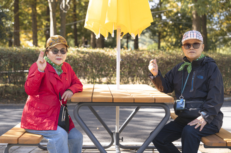 YTo1ODp7czo4OiJGaWxlTmFtZSI7czo0MDoiZTViMTJlMDUtZmU0OS00ZjMxLTlhMmItNmE5YTc2NDJjMWZiLmpwZyI7czoxMjoiRmlsZURhdGVUaW1lIjtpOjE3NjEyOTgwNzc7czo4OiJGaWxlU2l6ZSI7aToxNTgxMjQzO3M6ODoiRmlsZVR5cGUiO2k6MjtzOjg6Ik1pbWVUeXBlIjtzOjEwOiJpbWFnZS9qcGVnIjtzOjEzOiJTZWN0aW9uc0ZvdW5kIjtzOjMwOiJBTllfVEFHLCBJRkQwLCBUSFVNQk5BSUwsIEVYSUYiO3M6ODoiQ09NUFVURUQiO2E6OTp7czo0OiJodG1sIjtzOjI2OiJ3aWR0aD0iMTcxNiIgaGVpZ2h0PSIxMTQ0IiI7czo2OiJIZWlnaHQiO2k6MTE0NDtzOjU6IldpZHRoIjtpOjE3MTY7czo3OiJJc0NvbG9yIjtpOjE7czoxNzoiQnl0ZU9yZGVyTW90b3JvbGEiO2k6MDtzOjE1OiJBcGVydHVyZUZOdW1iZXIiO3M6NToiZi8yLjgiO3M6OToiQ29weXJpZ2h0IjtzOjQ6IllBQkMiO3M6MTg6IlRodW1ibmFpbC5GaWxlVHlwZSI7aToyO3M6MTg6IlRodW1ibmFpbC5NaW1lVHlwZSI7czoxMDoiaW1hZ2UvanBlZyI7fXM6NDoiTWFrZSI7czo0OiJTT05ZIjtzOjU6Ik1vZGVsIjtzOjg6IklMQ0UtN000IjtzOjExOiJYUmVzb2x1dGlvbiI7czo1OiIyNDAvMSI7czoxMToiWVJlc29sdXRpb24iO3M6NToiMjQwLzEiO3M6MTQ6IlJlc29sdXRpb25Vbml0IjtpOjI7czo4OiJTb2Z0d2FyZSI7czo1MjoiQWRvYmUgUGhvdG9zaG9wIExpZ2h0cm9vbSBDbGFzc2ljIDE0LjUuMSAoTWFjaW50b3NoKSI7czo4OiJEYXRlVGltZSI7czoxOToiMjAyNToxMDoyNCAxODoyNDowMiI7czo2OiJBcnRpc3QiO3M6NzoiWUFCQ19TRyI7czo5OiJDb3B5cmlnaHQiO3M6NDoiWUFCQyI7czoxNjoiRXhpZl9JRkRfUG9pbnRlciI7aToyNTQ7czo5OiJUSFVNQk5BSUwiO2E6Njp7czoxMToiQ29tcHJlc3Npb24iO2k6NjtzOjExOiJYUmVzb2x1dGlvbiI7czo0OiI3Mi8xIjtzOjExOiJZUmVzb2x1dGlvbiI7czo0OiI3Mi8xIjtzOjE0OiJSZXNvbHV0aW9uVW5pdCI7aToyO3M6MjE6IkpQRUdJbnRlcmNoYW5nZUZvcm1hdCI7aToxMDQwO3M6Mjc6IkpQRUdJbnRlcmNoYW5nZUZvcm1hdExlbmd0aCI7aToyMDk0MDt9czoxMjoiRXhwb3N1cmVUaW1lIjtzOjY6IjEvMTI1MCI7czo3OiJGTnVtYmVyIjtzOjU6IjI4LzEwIjtzOjE1OiJFeHBvc3VyZVByb2dyYW0iO2k6MTtzOjE1OiJJU09TcGVlZFJhdGluZ3MiO2k6MjAwO3M6MTk6IlVuZGVmaW5lZFRhZzoweDg4MzAiO2k6MjtzOjE5OiJVbmRlZmluZWRUYWc6MHg4ODMyIjtpOjIwMDtzOjExOiJFeGlmVmVyc2lvbiI7czo0OiIwMjMyIjtzOjE2OiJEYXRlVGltZU9yaWdpbmFsIjtzOjE5OiIyMDI1OjEwOjI0IDEwOjIwOjAzIjtzOjE3OiJEYXRlVGltZURpZ2l0aXplZCI7czoxOToiMjAyNToxMDoyNCAxMDoyMDowMyI7czoxOToiVW5kZWZpbmVkVGFnOjB4OTAxMCI7czo2OiIrMDk6MDAiO3M6MTk6IlVuZGVmaW5lZFRhZzoweDkwMTEiO3M6NjoiKzA5OjAwIjtzOjE5OiJVbmRlZmluZWRUYWc6MHg5MDEyIjtzOjY6IiswOTowMCI7czoxNzoiU2h1dHRlclNwZWVkVmFsdWUiO3M6MTY6IjEwMjg3NzEyLzEwMDAwMDAiO3M6MTM6IkFwZXJ0dXJlVmFsdWUiO3M6MTU6IjI5NzA4NTQvMTAwMDAwMCI7czoxNToiQnJpZ2h0bmVzc1ZhbHVlIjtzOjEwOiIxNjg4NC8yNTYwIjtzOjE3OiJFeHBvc3VyZUJpYXNWYWx1ZSI7czo0OiIwLzEwIjtzOjE2OiJNYXhBcGVydHVyZVZhbHVlIjtzOjc6Ijc2MC8yNTYiO3M6MTI6Ik1ldGVyaW5nTW9kZSI7aTo1O3M6MTE6IkxpZ2h0U291cmNlIjtpOjI1NTtzOjU6IkZsYXNoIjtpOjE2O3M6MTE6IkZvY2FsTGVuZ3RoIjtzOjY6IjU4MC8xMCI7czoxODoiU3ViU2VjVGltZU9yaWdpbmFsIjtzOjM6IjY4OCI7czoxOToiU3ViU2VjVGltZURpZ2l0aXplZCI7czozOiI2ODgiO3M6MTA6IkNvbG9yU3BhY2UiO2k6NjU1MzU7czoyMToiRm9jYWxQbGFuZVhSZXNvbHV0aW9uIjtzOjE0OiI2NDQ0OTMzOS8zMjc2OCI7czoyMToiRm9jYWxQbGFuZVlSZXNvbHV0aW9uIjtzOjE0OiI2NDQ0OTMzOS8zMjc2OCI7czoyNDoiRm9jYWxQbGFuZVJlc29sdXRpb25Vbml0IjtpOjM7czoxMDoiRmlsZVNvdXJjZSI7czoxOiIDIjtzOjk6IlNjZW5lVHlwZSI7czoxOiIBIjtzOjE0OiJDdXN0b21SZW5kZXJlZCI7aTowO3M6MTI6IkV4cG9zdXJlTW9kZSI7aToxO3M6MTI6IldoaXRlQmFsYW5jZSI7aToxO3M6MTY6IkRpZ2l0YWxab29tUmF0aW8iO3M6NToiMTYvMTYiO3M6MjE6IkZvY2FsTGVuZ3RoSW4zNW1tRmlsbSI7aTo1ODtzOjE2OiJTY2VuZUNhcHR1cmVUeXBlIjtpOjA7czo4OiJDb250cmFzdCI7aTowO3M6MTA6IlNhdHVyYXRpb24iO2k6MDtzOjk6IlNoYXJwbmVzcyI7aTowO3M6MTk6IlVuZGVmaW5lZFRhZzoweEE0MzIiO2E6NDp7aTowO3M6NjoiMjQwLzEwIjtpOjE7czo2OiI3MDAvMTAiO2k6MjtzOjU6IjI4LzEwIjtpOjM7czo1OiIyOC8xMCI7fXM6MTk6IlVuZGVmaW5lZFRhZzoweEE0MzQiO3M6MjE6IkZFIDI0LTcwbW0gRjIuOCBHTSBJSSI7fQ==