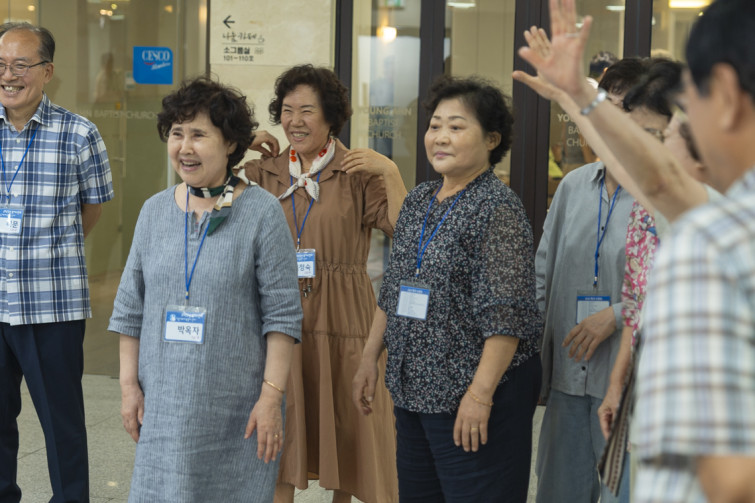 YTo1ODp7czo4OiJGaWxlTmFtZSI7czo0MDoiZWYwODU2YjAtY2JmOC00MDA3LWJmYTQtZTRhNzc5ZTFmOGEyLmpwZyI7czoxMjoiRmlsZURhdGVUaW1lIjtpOjE3NTY1NDkyMzg7czo4OiJGaWxlU2l6ZSI7aTo2MzQxNDU7czo4OiJGaWxlVHlwZSI7aToyO3M6ODoiTWltZVR5cGUiO3M6MTA6ImltYWdlL2pwZWciO3M6MTM6IlNlY3Rpb25zRm91bmQiO3M6MzA6IkFOWV9UQUcsIElGRDAsIFRIVU1CTkFJTCwgRVhJRiI7czo4OiJDT01QVVRFRCI7YTo5OntzOjQ6Imh0bWwiO3M6MjU6IndpZHRoPSIxMTM5IiBoZWlnaHQ9Ijc1OSIiO3M6NjoiSGVpZ2h0IjtpOjc1OTtzOjU6IldpZHRoIjtpOjExMzk7czo3OiJJc0NvbG9yIjtpOjE7czoxNzoiQnl0ZU9yZGVyTW90b3JvbGEiO2k6MDtzOjE1OiJBcGVydHVyZUZOdW1iZXIiO3M6NToiZi8yLjgiO3M6OToiQ29weXJpZ2h0IjtzOjQ6IllBQkMiO3M6MTg6IlRodW1ibmFpbC5GaWxlVHlwZSI7aToyO3M6MTg6IlRodW1ibmFpbC5NaW1lVHlwZSI7czoxMDoiaW1hZ2UvanBlZyI7fXM6NDoiTWFrZSI7czo0OiJTT05ZIjtzOjU6Ik1vZGVsIjtzOjg6IklMQ0UtN000IjtzOjExOiJYUmVzb2x1dGlvbiI7czo1OiIyNDAvMSI7czoxMToiWVJlc29sdXRpb24iO3M6NToiMjQwLzEiO3M6MTQ6IlJlc29sdXRpb25Vbml0IjtpOjI7czo4OiJTb2Z0d2FyZSI7czo1MjoiQWRvYmUgUGhvdG9zaG9wIExpZ2h0cm9vbSBDbGFzc2ljIDE0LjUuMSAoTWFjaW50b3NoKSI7czo4OiJEYXRlVGltZSI7czoxOToiMjAyNTowODozMCAxOToxNjowOCI7czo2OiJBcnRpc3QiO3M6NzoiWUFCQ19TRyI7czo5OiJDb3B5cmlnaHQiO3M6NDoiWUFCQyI7czoxNjoiRXhpZl9JRkRfUG9pbnRlciI7aToyNTQ7czo5OiJUSFVNQk5BSUwiO2E6Njp7czoxMToiQ29tcHJlc3Npb24iO2k6NjtzOjExOiJYUmVzb2x1dGlvbiI7czo0OiI3Mi8xIjtzOjExOiJZUmVzb2x1dGlvbiI7czo0OiI3Mi8xIjtzOjE0OiJSZXNvbHV0aW9uVW5pdCI7aToyO3M6MjE6IkpQRUdJbnRlcmNoYW5nZUZvcm1hdCI7aToxMDQwO3M6Mjc6IkpQRUdJbnRlcmNoYW5nZUZvcm1hdExlbmd0aCI7aToxNjY0Njt9czoxMjoiRXhwb3N1cmVUaW1lIjtzOjQ6IjEvNjAiO3M6NzoiRk51bWJlciI7czo1OiIyOC8xMCI7czoxNToiRXhwb3N1cmVQcm9ncmFtIjtpOjE7czoxNToiSVNPU3BlZWRSYXRpbmdzIjtpOjI1MDtzOjE5OiJVbmRlZmluZWRUYWc6MHg4ODMwIjtpOjI7czoxOToiVW5kZWZpbmVkVGFnOjB4ODgzMiI7aToyNTA7czoxMToiRXhpZlZlcnNpb24iO3M6NDoiMDIzMiI7czoxNjoiRGF0ZVRpbWVPcmlnaW5hbCI7czoxOToiMjAyNTowODozMCAxNjowNzo0MyI7czoxNzoiRGF0ZVRpbWVEaWdpdGl6ZWQiO3M6MTk6IjIwMjU6MDg6MzAgMTY6MDc6NDMiO3M6MTk6IlVuZGVmaW5lZFRhZzoweDkwMTAiO3M6NjoiKzA5OjAwIjtzOjE5OiJVbmRlZmluZWRUYWc6MHg5MDExIjtzOjY6IiswOTowMCI7czoxOToiVW5kZWZpbmVkVGFnOjB4OTAxMiI7czo2OiIrMDk6MDAiO3M6MTc6IlNodXR0ZXJTcGVlZFZhbHVlIjtzOjE1OiI1OTA2ODkxLzEwMDAwMDAiO3M6MTM6IkFwZXJ0dXJlVmFsdWUiO3M6MTU6IjI5NzA4NTQvMTAwMDAwMCI7czoxNToiQnJpZ2h0bmVzc1ZhbHVlIjtzOjk6IjQ3NjQvMjU2MCI7czoxNzoiRXhwb3N1cmVCaWFzVmFsdWUiO3M6NDoiMC8xMCI7czoxNjoiTWF4QXBlcnR1cmVWYWx1ZSI7czo3OiI3NjAvMjU2IjtzOjEyOiJNZXRlcmluZ01vZGUiO2k6NTtzOjExOiJMaWdodFNvdXJjZSI7aTowO3M6NToiRmxhc2giO2k6MTM7czoxMToiRm9jYWxMZW5ndGgiO3M6NjoiNTcwLzEwIjtzOjE4OiJTdWJTZWNUaW1lT3JpZ2luYWwiO3M6MzoiNDc3IjtzOjE5OiJTdWJTZWNUaW1lRGlnaXRpemVkIjtzOjM6IjQ3NyI7czoxMDoiQ29sb3JTcGFjZSI7aTo2NTUzNTtzOjIxOiJGb2NhbFBsYW5lWFJlc29sdXRpb24iO3M6MTQ6IjY0NDQ5MzM5LzMyNzY4IjtzOjIxOiJGb2NhbFBsYW5lWVJlc29sdXRpb24iO3M6MTQ6IjY0NDQ5MzM5LzMyNzY4IjtzOjI0OiJGb2NhbFBsYW5lUmVzb2x1dGlvblVuaXQiO2k6MztzOjEwOiJGaWxlU291cmNlIjtzOjE6IgMiO3M6OToiU2NlbmVUeXBlIjtzOjE6IgEiO3M6MTQ6IkN1c3RvbVJlbmRlcmVkIjtpOjA7czoxMjoiRXhwb3N1cmVNb2RlIjtpOjE7czoxMjoiV2hpdGVCYWxhbmNlIjtpOjE7czoxNjoiRGlnaXRhbFpvb21SYXRpbyI7czo1OiIxNi8xNiI7czoyMToiRm9jYWxMZW5ndGhJbjM1bW1GaWxtIjtpOjg1O3M6MTY6IlNjZW5lQ2FwdHVyZVR5cGUiO2k6MDtzOjg6IkNvbnRyYXN0IjtpOjA7czoxMDoiU2F0dXJhdGlvbiI7aTowO3M6OToiU2hhcnBuZXNzIjtpOjA7czoxOToiVW5kZWZpbmVkVGFnOjB4QTQzMiI7YTo0OntpOjA7czo2OiIyNDAvMTAiO2k6MTtzOjY6IjcwMC8xMCI7aToyO3M6NToiMjgvMTAiO2k6MztzOjU6IjI4LzEwIjt9czoxOToiVW5kZWZpbmVkVGFnOjB4QTQzNCI7czoyMToiRkUgMjQtNzBtbSBGMi44IEdNIElJIjt9