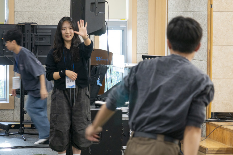 YTo1NDp7czo4OiJGaWxlTmFtZSI7czo0MDoiZjBjZTA1YzQtMWFiOS00MWM5LWIzM2MtODFkNWY4Yjk4YzEwLmpwZyI7czoxMjoiRmlsZURhdGVUaW1lIjtpOjE3NTM3NjYwODQ7czo4OiJGaWxlU2l6ZSI7aToxMDY2MTM5O3M6ODoiRmlsZVR5cGUiO2k6MjtzOjg6Ik1pbWVUeXBlIjtzOjEwOiJpbWFnZS9qcGVnIjtzOjEzOiJTZWN0aW9uc0ZvdW5kIjtzOjMwOiJBTllfVEFHLCBJRkQwLCBUSFVNQk5BSUwsIEVYSUYiO3M6ODoiQ09NUFVURUQiO2E6ODp7czo0OiJodG1sIjtzOjI2OiJ3aWR0aD0iMTUwMCIgaGVpZ2h0PSIxMDAwIiI7czo2OiJIZWlnaHQiO2k6MTAwMDtzOjU6IldpZHRoIjtpOjE1MDA7czo3OiJJc0NvbG9yIjtpOjE7czoxNzoiQnl0ZU9yZGVyTW90b3JvbGEiO2k6MDtzOjE1OiJBcGVydHVyZUZOdW1iZXIiO3M6NToiZi81LjYiO3M6MTg6IlRodW1ibmFpbC5GaWxlVHlwZSI7aToyO3M6MTg6IlRodW1ibmFpbC5NaW1lVHlwZSI7czoxMDoiaW1hZ2UvanBlZyI7fXM6NDoiTWFrZSI7czo0OiJTT05ZIjtzOjU6Ik1vZGVsIjtzOjk6IklMQ0UtNjUwMCI7czoxMToiWFJlc29sdXRpb24iO3M6NToiMjQwLzEiO3M6MTE6IllSZXNvbHV0aW9uIjtzOjU6IjI0MC8xIjtzOjE0OiJSZXNvbHV0aW9uVW5pdCI7aToyO3M6ODoiU29mdHdhcmUiO3M6NTA6IkFkb2JlIFBob3Rvc2hvcCBMaWdodHJvb20gQ2xhc3NpYyAxNC40IChNYWNpbnRvc2gpIjtzOjg6IkRhdGVUaW1lIjtzOjE5OiIyMDI1OjA3OjI5IDE0OjE0OjIyIjtzOjE2OiJFeGlmX0lGRF9Qb2ludGVyIjtpOjIxNDtzOjk6IlRIVU1CTkFJTCI7YTo2OntzOjExOiJDb21wcmVzc2lvbiI7aTo2O3M6MTE6IlhSZXNvbHV0aW9uIjtzOjQ6IjcyLzEiO3M6MTE6IllSZXNvbHV0aW9uIjtzOjQ6IjcyLzEiO3M6MTQ6IlJlc29sdXRpb25Vbml0IjtpOjI7czoyMToiSlBFR0ludGVyY2hhbmdlRm9ybWF0IjtpOjk3NjtzOjI3OiJKUEVHSW50ZXJjaGFuZ2VGb3JtYXRMZW5ndGgiO2k6MTQ5MTk7fXM6MTI6IkV4cG9zdXJlVGltZSI7czo0OiIxLzYwIjtzOjc6IkZOdW1iZXIiO3M6NToiNTYvMTAiO3M6MTU6IkV4cG9zdXJlUHJvZ3JhbSI7aToxO3M6MTU6IklTT1NwZWVkUmF0aW5ncyI7aToxNjAwO3M6MTk6IlVuZGVmaW5lZFRhZzoweDg4MzAiO2k6MjtzOjE5OiJVbmRlZmluZWRUYWc6MHg4ODMyIjtpOjE2MDA7czoxMToiRXhpZlZlcnNpb24iO3M6NDoiMDIzMSI7czoxNjoiRGF0ZVRpbWVPcmlnaW5hbCI7czoxOToiMjAyNTowNzoyNiAxNzoxNTo0OCI7czoxNzoiRGF0ZVRpbWVEaWdpdGl6ZWQiO3M6MTk6IjIwMjU6MDc6MjYgMTc6MTU6NDgiO3M6MTk6IlVuZGVmaW5lZFRhZzoweDkwMTAiO3M6NjoiKzA5OjAwIjtzOjE5OiJVbmRlZmluZWRUYWc6MHg5MDExIjtzOjY6IisxMDowMCI7czoxOToiVW5kZWZpbmVkVGFnOjB4OTAxMiI7czo2OiIrMTA6MDAiO3M6MTc6IlNodXR0ZXJTcGVlZFZhbHVlIjtzOjE1OiI1OTA2ODkxLzEwMDAwMDAiO3M6MTM6IkFwZXJ0dXJlVmFsdWUiO3M6MTU6IjQ5NzA4NTQvMTAwMDAwMCI7czoxNToiQnJpZ2h0bmVzc1ZhbHVlIjtzOjk6IjQxNTQvMjU2MCI7czoxNzoiRXhwb3N1cmVCaWFzVmFsdWUiO3M6NDoiMC8xMCI7czoxNjoiTWF4QXBlcnR1cmVWYWx1ZSI7czo4OiIxMDI0LzI1NiI7czoxMjoiTWV0ZXJpbmdNb2RlIjtpOjU7czoxMToiTGlnaHRTb3VyY2UiO2k6MDtzOjU6IkZsYXNoIjtpOjE2O3M6MTE6IkZvY2FsTGVuZ3RoIjtzOjY6IjkyMC8xMCI7czoxMDoiQ29sb3JTcGFjZSI7aTo2NTUzNTtzOjIxOiJGb2NhbFBsYW5lWFJlc29sdXRpb24iO3M6MTQ6IjgzNjYyOTc5LzMyNzY4IjtzOjIxOiJGb2NhbFBsYW5lWVJlc29sdXRpb24iO3M6MTQ6IjgzNjYyOTc5LzMyNzY4IjtzOjI0OiJGb2NhbFBsYW5lUmVzb2x1dGlvblVuaXQiO2k6MztzOjEwOiJGaWxlU291cmNlIjtzOjE6IgMiO3M6OToiU2NlbmVUeXBlIjtzOjE6IgEiO3M6MTQ6IkN1c3RvbVJlbmRlcmVkIjtpOjA7czoxMjoiRXhwb3N1cmVNb2RlIjtpOjE7czoxMjoiV2hpdGVCYWxhbmNlIjtpOjA7czoxNjoiRGlnaXRhbFpvb21SYXRpbyI7czo1OiIxNi8xNiI7czoyMToiRm9jYWxMZW5ndGhJbjM1bW1GaWxtIjtpOjEzODtzOjE2OiJTY2VuZUNhcHR1cmVUeXBlIjtpOjA7czo4OiJDb250cmFzdCI7aTowO3M6MTA6IlNhdHVyYXRpb24iO2k6MDtzOjk6IlNoYXJwbmVzcyI7aTowO3M6MTk6IlVuZGVmaW5lZFRhZzoweEE0MzIiO2E6NDp7aTowO3M6NjoiNzAwLzEwIjtpOjE7czo3OiIyMDAwLzEwIjtpOjI7czo1OiI0MC8xMCI7aTozO3M6NToiNDAvMTAiO31zOjE5OiJVbmRlZmluZWRUYWc6MHhBNDM0IjtzOjIwOiJGRSA3MC0yMDBtbSBGNCBHIE9TUyI7fQ==