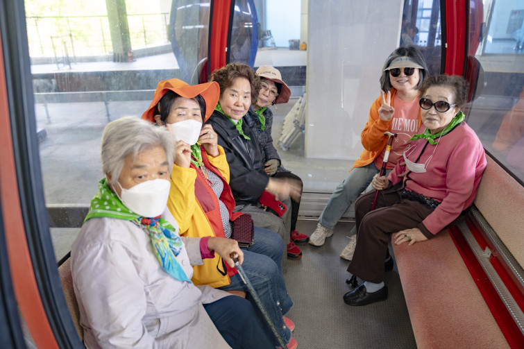 YTo1ODp7czo4OiJGaWxlTmFtZSI7czo0MDoiZjJkNTcyOGEtNzY2MS00MTdmLTgxOWYtZjYxN2U1YzhlZGJmLmpwZyI7czoxMjoiRmlsZURhdGVUaW1lIjtpOjE3NDYxODYyMDQ7czo4OiJGaWxlU2l6ZSI7aToxNDg0MDcxO3M6ODoiRmlsZVR5cGUiO2k6MjtzOjg6Ik1pbWVUeXBlIjtzOjEwOiJpbWFnZS9qcGVnIjtzOjEzOiJTZWN0aW9uc0ZvdW5kIjtzOjMwOiJBTllfVEFHLCBJRkQwLCBUSFVNQk5BSUwsIEVYSUYiO3M6ODoiQ09NUFVURUQiO2E6OTp7czo0OiJodG1sIjtzOjI2OiJ3aWR0aD0iMTc1MiIgaGVpZ2h0PSIxMTY4IiI7czo2OiJIZWlnaHQiO2k6MTE2ODtzOjU6IldpZHRoIjtpOjE3NTI7czo3OiJJc0NvbG9yIjtpOjE7czoxNzoiQnl0ZU9yZGVyTW90b3JvbGEiO2k6MDtzOjE1OiJBcGVydHVyZUZOdW1iZXIiO3M6NToiZi8yLjgiO3M6OToiQ29weXJpZ2h0IjtzOjQ6IllBQkMiO3M6MTg6IlRodW1ibmFpbC5GaWxlVHlwZSI7aToyO3M6MTg6IlRodW1ibmFpbC5NaW1lVHlwZSI7czoxMDoiaW1hZ2UvanBlZyI7fXM6NDoiTWFrZSI7czo0OiJTT05ZIjtzOjU6Ik1vZGVsIjtzOjg6IklMQ0UtN000IjtzOjExOiJYUmVzb2x1dGlvbiI7czo1OiIyNDAvMSI7czoxMToiWVJlc29sdXRpb24iO3M6NToiMjQwLzEiO3M6MTQ6IlJlc29sdXRpb25Vbml0IjtpOjI7czo4OiJTb2Z0d2FyZSI7czo1MDoiQWRvYmUgUGhvdG9zaG9wIExpZ2h0cm9vbSBDbGFzc2ljIDE0LjMgKE1hY2ludG9zaCkiO3M6ODoiRGF0ZVRpbWUiO3M6MTk6IjIwMjU6MDU6MDIgMjA6Mzc6NDkiO3M6NjoiQXJ0aXN0IjtzOjc6IllBQkNfU0ciO3M6OToiQ29weXJpZ2h0IjtzOjQ6IllBQkMiO3M6MTY6IkV4aWZfSUZEX1BvaW50ZXIiO2k6MjUyO3M6OToiVEhVTUJOQUlMIjthOjY6e3M6MTE6IkNvbXByZXNzaW9uIjtpOjY7czoxMToiWFJlc29sdXRpb24iO3M6NDoiNzIvMSI7czoxMToiWVJlc29sdXRpb24iO3M6NDoiNzIvMSI7czoxNDoiUmVzb2x1dGlvblVuaXQiO2k6MjtzOjIxOiJKUEVHSW50ZXJjaGFuZ2VGb3JtYXQiO2k6MTAzODtzOjI3OiJKUEVHSW50ZXJjaGFuZ2VGb3JtYXRMZW5ndGgiO2k6MTgyODU7fXM6MTI6IkV4cG9zdXJlVGltZSI7czo0OiIxLzUwIjtzOjc6IkZOdW1iZXIiO3M6NToiMjgvMTAiO3M6MTU6IkV4cG9zdXJlUHJvZ3JhbSI7aToxO3M6MTU6IklTT1NwZWVkUmF0aW5ncyI7aTozMjA7czoxOToiVW5kZWZpbmVkVGFnOjB4ODgzMCI7aToyO3M6MTk6IlVuZGVmaW5lZFRhZzoweDg4MzIiO2k6MzIwO3M6MTE6IkV4aWZWZXJzaW9uIjtzOjQ6IjAyMzIiO3M6MTY6IkRhdGVUaW1lT3JpZ2luYWwiO3M6MTk6IjIwMjU6MDU6MDIgMTM6MTM6NDYiO3M6MTc6IkRhdGVUaW1lRGlnaXRpemVkIjtzOjE5OiIyMDI1OjA1OjAyIDEzOjEzOjQ2IjtzOjE5OiJVbmRlZmluZWRUYWc6MHg5MDEwIjtzOjY6IiswOTowMCI7czoxOToiVW5kZWZpbmVkVGFnOjB4OTAxMSI7czo2OiIrMDk6MDAiO3M6MTk6IlVuZGVmaW5lZFRhZzoweDkwMTIiO3M6NjoiKzA5OjAwIjtzOjE3OiJTaHV0dGVyU3BlZWRWYWx1ZSI7czoxNToiNTY0Mzg1Ni8xMDAwMDAwIjtzOjEzOiJBcGVydHVyZVZhbHVlIjtzOjE1OiIyOTcwODU0LzEwMDAwMDAiO3M6MTU6IkJyaWdodG5lc3NWYWx1ZSI7czo5OiI0NjA0LzI1NjAiO3M6MTc6IkV4cG9zdXJlQmlhc1ZhbHVlIjtzOjQ6IjAvMTAiO3M6MTY6Ik1heEFwZXJ0dXJlVmFsdWUiO3M6NzoiNzYwLzI1NiI7czoxMjoiTWV0ZXJpbmdNb2RlIjtpOjU7czoxMToiTGlnaHRTb3VyY2UiO2k6MDtzOjU6IkZsYXNoIjtpOjEzO3M6MTE6IkZvY2FsTGVuZ3RoIjtzOjY6IjI2MC8xMCI7czoxODoiU3ViU2VjVGltZU9yaWdpbmFsIjtzOjM6IjI1OCI7czoxOToiU3ViU2VjVGltZURpZ2l0aXplZCI7czozOiIyNTgiO3M6MTA6IkNvbG9yU3BhY2UiO2k6NjU1MzU7czoyMToiRm9jYWxQbGFuZVhSZXNvbHV0aW9uIjtzOjE0OiI2NDQ0OTMzOS8zMjc2OCI7czoyMToiRm9jYWxQbGFuZVlSZXNvbHV0aW9uIjtzOjE0OiI2NDQ0OTMzOS8zMjc2OCI7czoyNDoiRm9jYWxQbGFuZVJlc29sdXRpb25Vbml0IjtpOjM7czoxMDoiRmlsZVNvdXJjZSI7czoxOiIDIjtzOjk6IlNjZW5lVHlwZSI7czoxOiIBIjtzOjE0OiJDdXN0b21SZW5kZXJlZCI7aTowO3M6MTI6IkV4cG9zdXJlTW9kZSI7aToxO3M6MTI6IldoaXRlQmFsYW5jZSI7aTowO3M6MTY6IkRpZ2l0YWxab29tUmF0aW8iO3M6NToiMTYvMTYiO3M6MjE6IkZvY2FsTGVuZ3RoSW4zNW1tRmlsbSI7aToyNjtzOjE2OiJTY2VuZUNhcHR1cmVUeXBlIjtpOjA7czo4OiJDb250cmFzdCI7aTowO3M6MTA6IlNhdHVyYXRpb24iO2k6MDtzOjk6IlNoYXJwbmVzcyI7aTowO3M6MTk6IlVuZGVmaW5lZFRhZzoweEE0MzIiO2E6NDp7aTowO3M6NjoiMjQwLzEwIjtpOjE7czo2OiI3MDAvMTAiO2k6MjtzOjU6IjI4LzEwIjtpOjM7czo1OiIyOC8xMCI7fXM6MTk6IlVuZGVmaW5lZFRhZzoweEE0MzQiO3M6MjE6IkZFIDI0LTcwbW0gRjIuOCBHTSBJSSI7fQ==