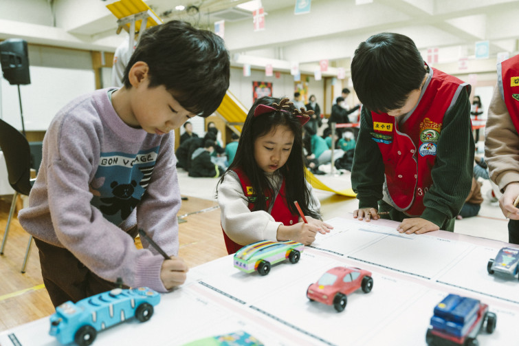 YTo1ODp7czo4OiJGaWxlTmFtZSI7czo0MDoiZmJhNzNjNzctOWM0Ny00ZTFkLTljZDgtMmQ0YTc4MGExNmRkLmpwZyI7czoxMjoiRmlsZURhdGVUaW1lIjtpOjE3NjUwNzg4MDM7czo4OiJGaWxlU2l6ZSI7aToxNDc1MDk4O3M6ODoiRmlsZVR5cGUiO2k6MjtzOjg6Ik1pbWVUeXBlIjtzOjEwOiJpbWFnZS9qcGVnIjtzOjEzOiJTZWN0aW9uc0ZvdW5kIjtzOjMwOiJBTllfVEFHLCBJRkQwLCBUSFVNQk5BSUwsIEVYSUYiO3M6ODoiQ09NUFVURUQiO2E6OTp7czo0OiJodG1sIjtzOjI2OiJ3aWR0aD0iMTc1MiIgaGVpZ2h0PSIxMTY4IiI7czo2OiJIZWlnaHQiO2k6MTE2ODtzOjU6IldpZHRoIjtpOjE3NTI7czo3OiJJc0NvbG9yIjtpOjE7czoxNzoiQnl0ZU9yZGVyTW90b3JvbGEiO2k6MDtzOjE1OiJBcGVydHVyZUZOdW1iZXIiO3M6NToiZi8yLjgiO3M6OToiQ29weXJpZ2h0IjtzOjQ6IllBQkMiO3M6MTg6IlRodW1ibmFpbC5GaWxlVHlwZSI7aToyO3M6MTg6IlRodW1ibmFpbC5NaW1lVHlwZSI7czoxMDoiaW1hZ2UvanBlZyI7fXM6NDoiTWFrZSI7czo0OiJTT05ZIjtzOjU6Ik1vZGVsIjtzOjg6IklMQ0UtN000IjtzOjExOiJYUmVzb2x1dGlvbiI7czo1OiIyNDAvMSI7czoxMToiWVJlc29sdXRpb24iO3M6NToiMjQwLzEiO3M6MTQ6IlJlc29sdXRpb25Vbml0IjtpOjI7czo4OiJTb2Z0d2FyZSI7czo1MjoiQWRvYmUgUGhvdG9zaG9wIExpZ2h0cm9vbSBDbGFzc2ljIDE1LjAuMSAoTWFjaW50b3NoKSI7czo4OiJEYXRlVGltZSI7czoxOToiMjAyNToxMjowNyAxMjozNjowMyI7czo2OiJBcnRpc3QiO3M6NzoiWUFCQ19TRyI7czo5OiJDb3B5cmlnaHQiO3M6NDoiWUFCQyI7czoxNjoiRXhpZl9JRkRfUG9pbnRlciI7aToyNTQ7czo5OiJUSFVNQk5BSUwiO2E6Njp7czoxMToiQ29tcHJlc3Npb24iO2k6NjtzOjExOiJYUmVzb2x1dGlvbiI7czo0OiI3Mi8xIjtzOjExOiJZUmVzb2x1dGlvbiI7czo0OiI3Mi8xIjtzOjE0OiJSZXNvbHV0aW9uVW5pdCI7aToyO3M6MjE6IkpQRUdJbnRlcmNoYW5nZUZvcm1hdCI7aToxMDQwO3M6Mjc6IkpQRUdJbnRlcmNoYW5nZUZvcm1hdExlbmd0aCI7aToxOTEwNTt9czoxMjoiRXhwb3N1cmVUaW1lIjtzOjU6IjEvMjUwIjtzOjc6IkZOdW1iZXIiO3M6NToiMjgvMTAiO3M6MTU6IkV4cG9zdXJlUHJvZ3JhbSI7aToxO3M6MTU6IklTT1NwZWVkUmF0aW5ncyI7aTo1MDA7czoxOToiVW5kZWZpbmVkVGFnOjB4ODgzMCI7aToyO3M6MTk6IlVuZGVmaW5lZFRhZzoweDg4MzIiO2k6NTAwO3M6MTE6IkV4aWZWZXJzaW9uIjtzOjQ6IjAyMzIiO3M6MTY6IkRhdGVUaW1lT3JpZ2luYWwiO3M6MTk6IjIwMjU6MTI6MDYgMTA6MDY6NDkiO3M6MTc6IkRhdGVUaW1lRGlnaXRpemVkIjtzOjE5OiIyMDI1OjEyOjA2IDEwOjA2OjQ5IjtzOjE5OiJVbmRlZmluZWRUYWc6MHg5MDEwIjtzOjY6IiswOTowMCI7czoxOToiVW5kZWZpbmVkVGFnOjB4OTAxMSI7czo2OiIrMDk6MDAiO3M6MTk6IlVuZGVmaW5lZFRhZzoweDkwMTIiO3M6NjoiKzA5OjAwIjtzOjE3OiJTaHV0dGVyU3BlZWRWYWx1ZSI7czoxNToiNzk2NTc4NC8xMDAwMDAwIjtzOjEzOiJBcGVydHVyZVZhbHVlIjtzOjE1OiIyOTcwODU0LzEwMDAwMDAiO3M6MTU6IkJyaWdodG5lc3NWYWx1ZSI7czo5OiI3MTE0LzI1NjAiO3M6MTc6IkV4cG9zdXJlQmlhc1ZhbHVlIjtzOjQ6IjAvMTAiO3M6MTY6Ik1heEFwZXJ0dXJlVmFsdWUiO3M6NzoiNzYwLzI1NiI7czoxMjoiTWV0ZXJpbmdNb2RlIjtpOjU7czoxMToiTGlnaHRTb3VyY2UiO2k6MDtzOjU6IkZsYXNoIjtpOjE1O3M6MTE6IkZvY2FsTGVuZ3RoIjtzOjY6IjI3MC8xMCI7czoxODoiU3ViU2VjVGltZU9yaWdpbmFsIjtzOjM6IjA1NSI7czoxOToiU3ViU2VjVGltZURpZ2l0aXplZCI7czozOiIwNTUiO3M6MTA6IkNvbG9yU3BhY2UiO2k6NjU1MzU7czoyMToiRm9jYWxQbGFuZVhSZXNvbHV0aW9uIjtzOjE0OiI2NDQ0OTMzOS8zMjc2OCI7czoyMToiRm9jYWxQbGFuZVlSZXNvbHV0aW9uIjtzOjE0OiI2NDQ0OTMzOS8zMjc2OCI7czoyNDoiRm9jYWxQbGFuZVJlc29sdXRpb25Vbml0IjtpOjM7czoxMDoiRmlsZVNvdXJjZSI7czoxOiIDIjtzOjk6IlNjZW5lVHlwZSI7czoxOiIBIjtzOjE0OiJDdXN0b21SZW5kZXJlZCI7aTowO3M6MTI6IkV4cG9zdXJlTW9kZSI7aToxO3M6MTI6IldoaXRlQmFsYW5jZSI7aToxO3M6MTY6IkRpZ2l0YWxab29tUmF0aW8iO3M6NToiMTYvMTYiO3M6MjE6IkZvY2FsTGVuZ3RoSW4zNW1tRmlsbSI7aToyNztzOjE2OiJTY2VuZUNhcHR1cmVUeXBlIjtpOjA7czo4OiJDb250cmFzdCI7aTowO3M6MTA6IlNhdHVyYXRpb24iO2k6MDtzOjk6IlNoYXJwbmVzcyI7aTowO3M6MTk6IlVuZGVmaW5lZFRhZzoweEE0MzIiO2E6NDp7aTowO3M6NjoiMjQwLzEwIjtpOjE7czo2OiI3MDAvMTAiO2k6MjtzOjU6IjI4LzEwIjtpOjM7czo1OiIyOC8xMCI7fXM6MTk6IlVuZGVmaW5lZFRhZzoweEE0MzQiO3M6MjE6IkZFIDI0LTcwbW0gRjIuOCBHTSBJSSI7fQ==