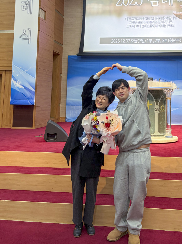 YTo2Mjp7czo4OiJGaWxlTmFtZSI7czo0MDoiZmUxZjI0OWItNjM2NS00ZDNiLWE2ZDYtYjI5M2ZkMjNiM2M2LmpwZyI7czoxMjoiRmlsZURhdGVUaW1lIjtpOjE3NjUxNjY0MzM7czo4OiJGaWxlU2l6ZSI7aToxMDUwNjI0O3M6ODoiRmlsZVR5cGUiO2k6MjtzOjg6Ik1pbWVUeXBlIjtzOjEwOiJpbWFnZS9qcGVnIjtzOjEzOiJTZWN0aW9uc0ZvdW5kIjtzOjM1OiJBTllfVEFHLCBJRkQwLCBUSFVNQk5BSUwsIEVYSUYsIEdQUyI7czo4OiJDT01QVVRFRCI7YTo4OntzOjQ6Imh0bWwiO3M6MjY6IndpZHRoPSIxMDQ0IiBoZWlnaHQ9IjEzOTIiIjtzOjY6IkhlaWdodCI7aToxMzkyO3M6NToiV2lkdGgiO2k6MTA0NDtzOjc6IklzQ29sb3IiO2k6MTtzOjE3OiJCeXRlT3JkZXJNb3Rvcm9sYSI7aTowO3M6MTU6IkFwZXJ0dXJlRk51bWJlciI7czo1OiJmLzEuNiI7czoxODoiVGh1bWJuYWlsLkZpbGVUeXBlIjtpOjI7czoxODoiVGh1bWJuYWlsLk1pbWVUeXBlIjtzOjEwOiJpbWFnZS9qcGVnIjt9czo0OiJNYWtlIjtzOjU6IkFwcGxlIjtzOjU6Ik1vZGVsIjtzOjk6ImlQaG9uZSAxNyI7czoxMToiWFJlc29sdXRpb24iO3M6NToiMjQwLzEiO3M6MTE6IllSZXNvbHV0aW9uIjtzOjU6IjI0MC8xIjtzOjE0OiJSZXNvbHV0aW9uVW5pdCI7aToyO3M6ODoiU29mdHdhcmUiO3M6NTI6IkFkb2JlIFBob3Rvc2hvcCBMaWdodHJvb20gQ2xhc3NpYyAxNC4xLjEgKE1hY2ludG9zaCkiO3M6ODoiRGF0ZVRpbWUiO3M6MTk6IjIwMjU6MTI6MDggMTM6MDA6MjMiO3M6MTY6IkV4aWZfSUZEX1BvaW50ZXIiO2k6MjI4O3M6MTU6IkdQU19JRkRfUG9pbnRlciI7aTo4MDY7czo5OiJUSFVNQk5BSUwiO2E6Njp7czoxMToiQ29tcHJlc3Npb24iO2k6NjtzOjExOiJYUmVzb2x1dGlvbiI7czo0OiI3Mi8xIjtzOjExOiJZUmVzb2x1dGlvbiI7czo0OiI3Mi8xIjtzOjE0OiJSZXNvbHV0aW9uVW5pdCI7aToyO3M6MjE6IkpQRUdJbnRlcmNoYW5nZUZvcm1hdCI7aToxMjEwO3M6Mjc6IkpQRUdJbnRlcmNoYW5nZUZvcm1hdExlbmd0aCI7aToxNzAwNjt9czoxMjoiRXhwb3N1cmVUaW1lIjtzOjQ6IjEvNjAiO3M6NzoiRk51bWJlciI7czo1OiIxNi8xMCI7czoxNToiRXhwb3N1cmVQcm9ncmFtIjtpOjI7czoxNToiSVNPU3BlZWRSYXRpbmdzIjtpOjgwO3M6MTE6IkV4aWZWZXJzaW9uIjtzOjQ6IjAyMzIiO3M6MTY6IkRhdGVUaW1lT3JpZ2luYWwiO3M6MTk6IjIwMjU6MTI6MDcgMTU6NDY6MjYiO3M6MTc6IkRhdGVUaW1lRGlnaXRpemVkIjtzOjE5OiIyMDI1OjEyOjA3IDE1OjQ2OjI2IjtzOjE5OiJVbmRlZmluZWRUYWc6MHg5MDEwIjtzOjY6IiswOTowMCI7czoxOToiVW5kZWZpbmVkVGFnOjB4OTAxMSI7czo2OiIrMDk6MDAiO3M6MTk6IlVuZGVmaW5lZFRhZzoweDkwMTIiO3M6NjoiKzA5OjAwIjtzOjE3OiJTaHV0dGVyU3BlZWRWYWx1ZSI7czoxNToiNTkwNjg5MS8xMDAwMDAwIjtzOjEzOiJBcGVydHVyZVZhbHVlIjtzOjE1OiIxMzU2MTQ0LzEwMDAwMDAiO3M6MTU6IkJyaWdodG5lc3NWYWx1ZSI7czoxMToiNjM3ODEvMTg5NDIiO3M6MTc6IkV4cG9zdXJlQmlhc1ZhbHVlIjtzOjM6IjAvMSI7czoxMjoiTWV0ZXJpbmdNb2RlIjtpOjU7czo1OiJGbGFzaCI7aToxNjtzOjExOiJGb2NhbExlbmd0aCI7czoxNToiNjI0OTUxMy8xMDQ4NTc2IjtzOjE1OiJTdWJqZWN0TG9jYXRpb24iO2E6NDp7aTowO2k6MzE1NDtpOjE7aToyMjQ5O2k6MjtpOjIxNTtpOjM7aToyMTQ7fXM6MTg6IlN1YlNlY1RpbWVPcmlnaW5hbCI7czozOiI1MzciO3M6MTk6IlN1YlNlY1RpbWVEaWdpdGl6ZWQiO3M6MzoiNTM3IjtzOjEwOiJDb2xvclNwYWNlIjtpOjY1NTM1O3M6MTM6IlNlbnNpbmdNZXRob2QiO2k6MjtzOjk6IlNjZW5lVHlwZSI7czoxOiIBIjtzOjEyOiJFeHBvc3VyZU1vZGUiO2k6MDtzOjEyOiJXaGl0ZUJhbGFuY2UiO2k6MDtzOjIxOiJGb2NhbExlbmd0aEluMzVtbUZpbG0iO2k6MjY7czoxNjoiU2NlbmVDYXB0dXJlVHlwZSI7aTowO3M6MTk6IlVuZGVmaW5lZFRhZzoweEE0MzIiO2E6NDp7aTowO3M6MTQ6IjE1NTE4MDAvNjk5MDA5IjtpOjE7czoxNToiNjI0OTUxMy8xMDQ4NTc2IjtpOjI7czozOiI4LzUiO2k6MztzOjQ6IjExLzUiO31zOjE5OiJVbmRlZmluZWRUYWc6MHhBNDMzIjtzOjU6IkFwcGxlIjtzOjE5OiJVbmRlZmluZWRUYWc6MHhBNDM0IjtzOjQ0OiJpUGhvbmUgMTcgYmFjayBkdWFsIHdpZGUgY2FtZXJhIDUuOTZtbSBmLzEuNiI7czoxNDoiR1BTTGF0aXR1ZGVSZWYiO3M6MToiTiI7czoxMToiR1BTTGF0aXR1ZGUiO2E6Mzp7aTowO3M6NDoiMzUvMSI7aToxO3M6MTc6IjkxMDMzMzMzLzEwMDAwMDAwIjtpOjI7czozOiIwLzEiO31zOjE1OiJHUFNMb25naXR1ZGVSZWYiO3M6MToiRSI7czoxMjoiR1BTTG9uZ2l0dWRlIjthOjM6e2k6MDtzOjU6IjEyOS8xIjtpOjE7czoxNzoiMTczOTUwMDAvMTAwMDAwMDAiO2k6MjtzOjM6IjAvMSI7fXM6MTQ6IkdQU0FsdGl0dWRlUmVmIjtzOjE6IgAiO3M6MTE6IkdQU0FsdGl0dWRlIjtzOjExOiIxNTg0MjUvMjg2NyI7czoxMjoiR1BTVGltZVN0YW1wIjthOjM6e2k6MDtzOjM6IjYvMSI7aToxO3M6NDoiNDYvMSI7aToyO3M6MTA6IjI2MDAwLzEwMDAiO31zOjExOiJHUFNTcGVlZFJlZiI7czoxOiJLIjtzOjg6IkdQU1NwZWVkIjtzOjM6IjAvMSI7czoxODoiR1BTSW1nRGlyZWN0aW9uUmVmIjtzOjE6IlQiO3M6MTU6IkdQU0ltZ0RpcmVjdGlvbiI7czoxMjoiMjEzMTg0My84MTkyIjtzOjE3OiJHUFNEZXN0QmVhcmluZ1JlZiI7czoxOiJUIjtzOjE0OiJHUFNEZXN0QmVhcmluZyI7czoxMjoiMjEzMTg0My84MTkyIjtzOjEyOiJHUFNEYXRlU3RhbXAiO3M6MTA6IjIwMjU6MTI6MDciO3M6MTk6IlVuZGVmaW5lZFRhZzoweDAwMUYiO3M6MTE6IjMxOTQ1OS84OTEyIjt9